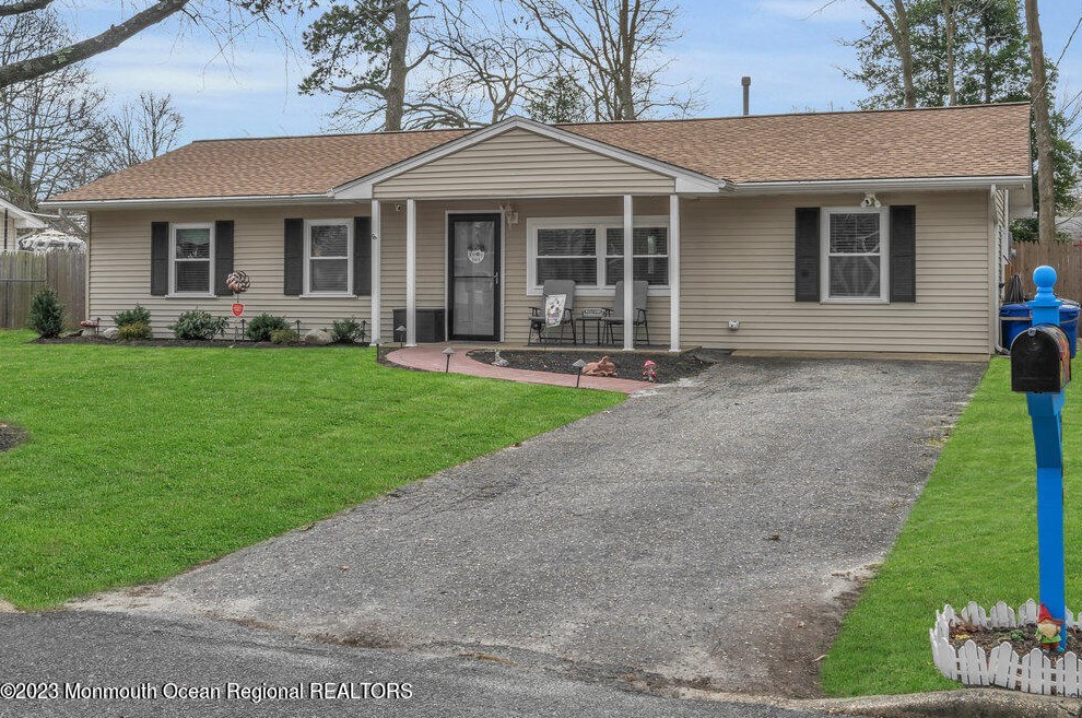 209 Sinclair Ave, Lacey Township, NJ 08734