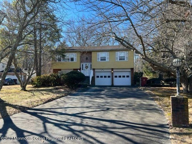 74 Sylvan Lake Blvd, Berkeley Township, NJ 08721