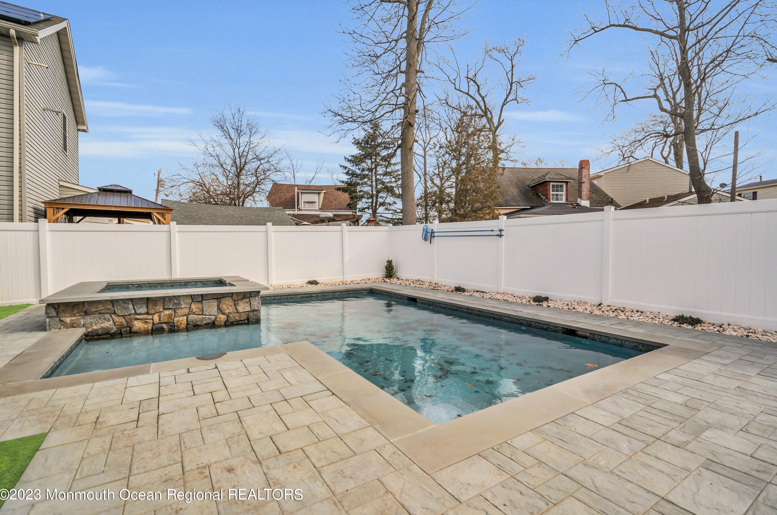 126 Park Ave, Ideal Beach, NJ 07734-1843