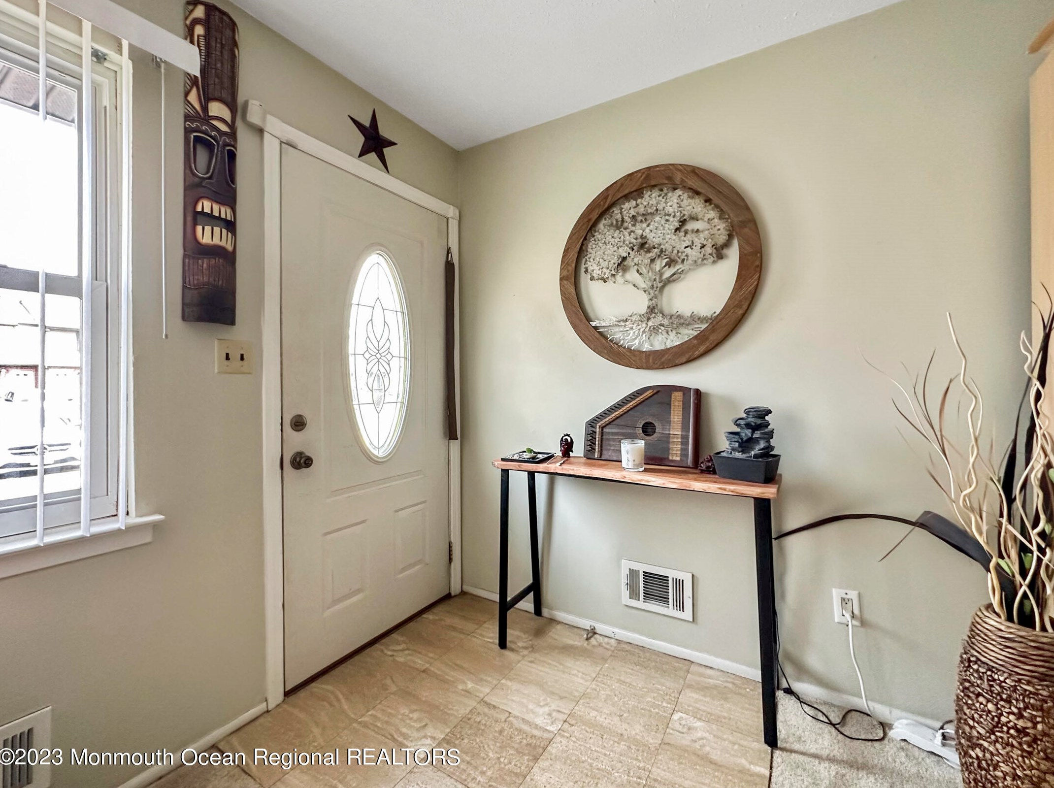 1148 Rita Ct, Bricktown, NJ 08724