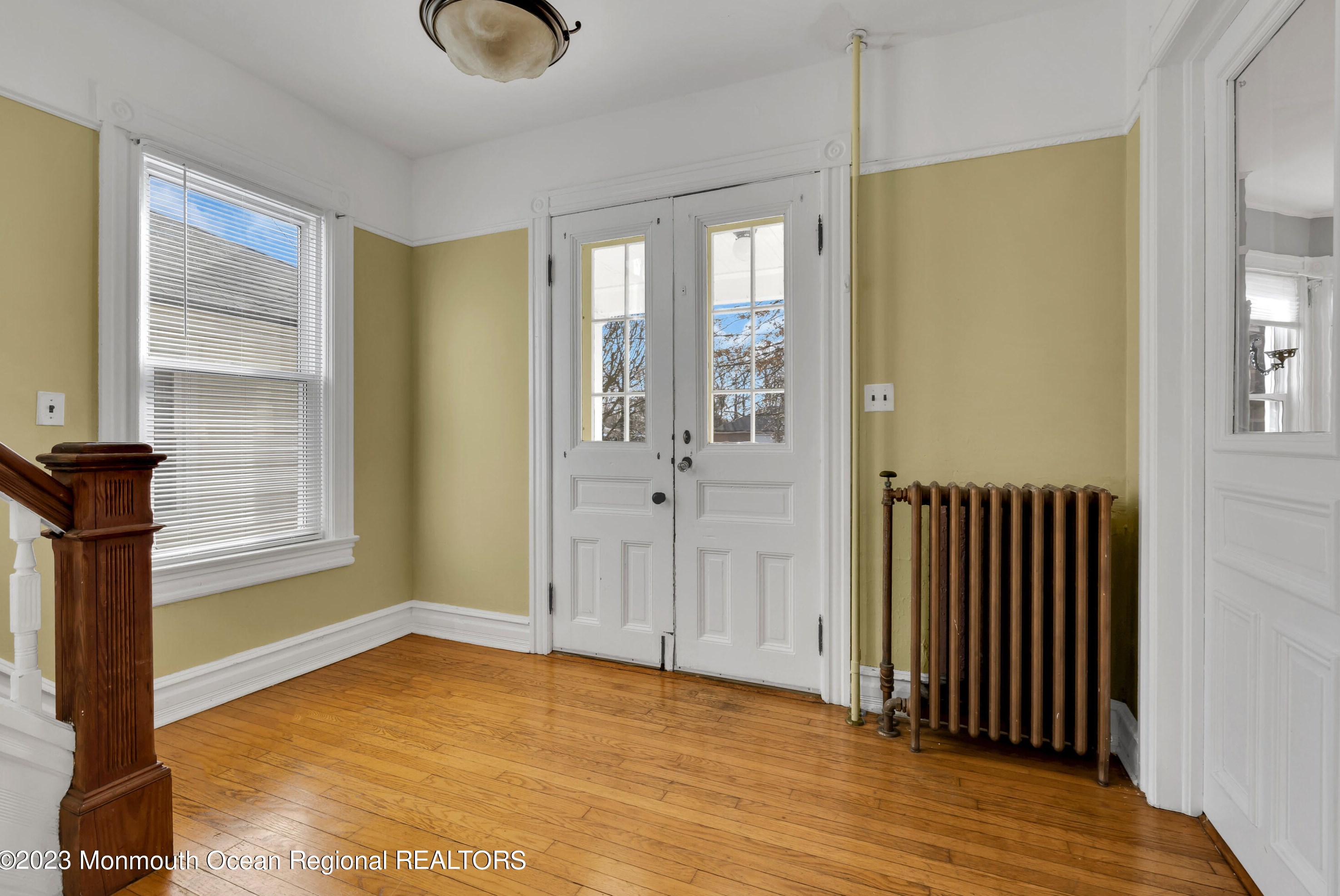 15 Bennett St, East Freehold, NJ 07728