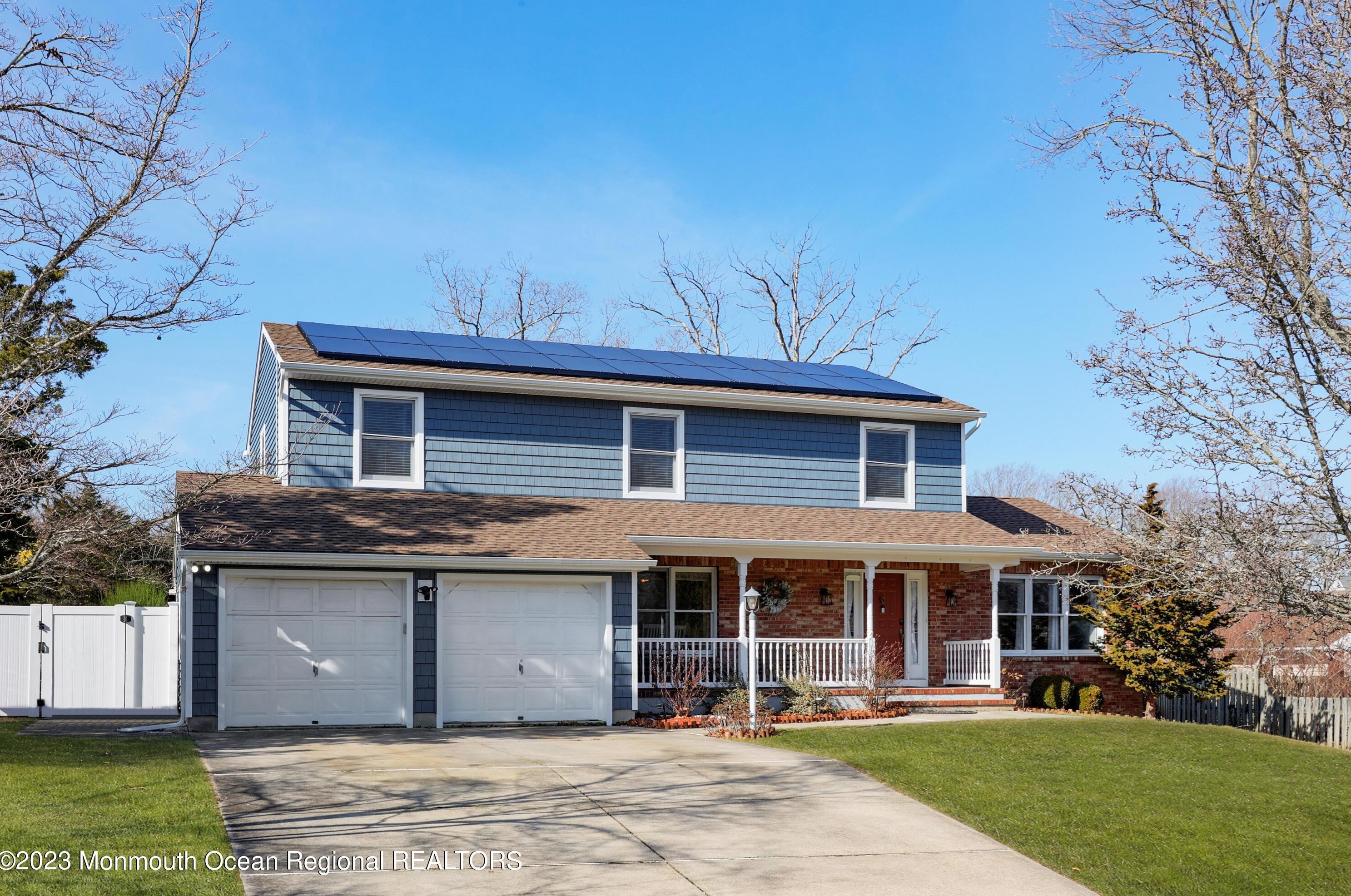 100 Ridge Dr, Toms River, NJ 08753-3521