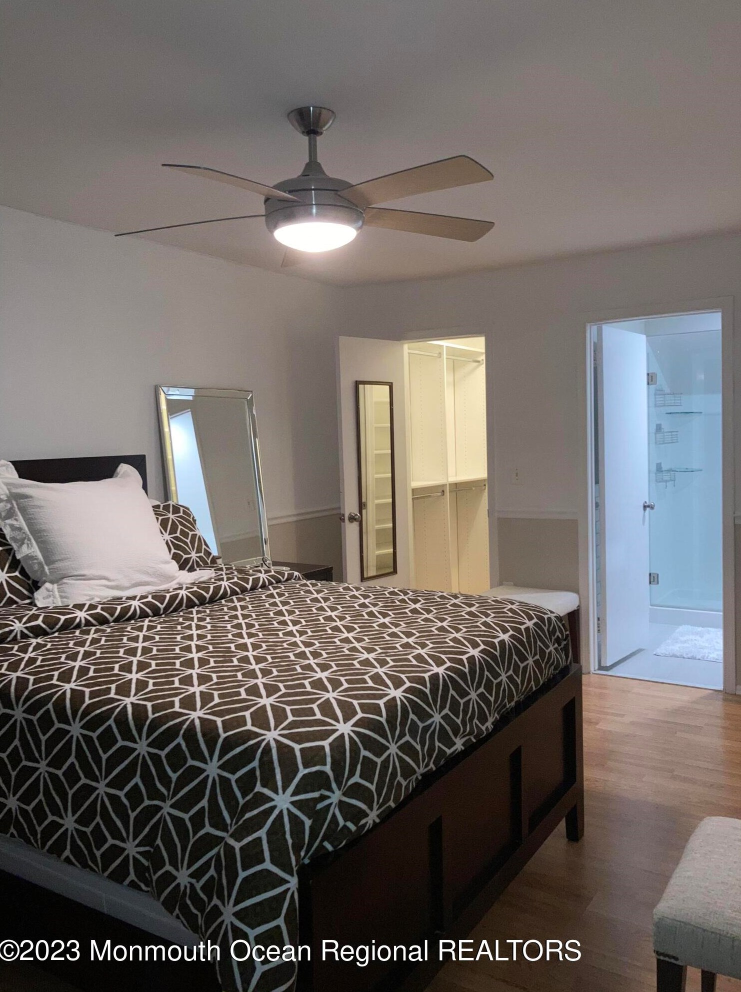 518 Wellington Pl, Matawan NJ 07747-1921 exterior