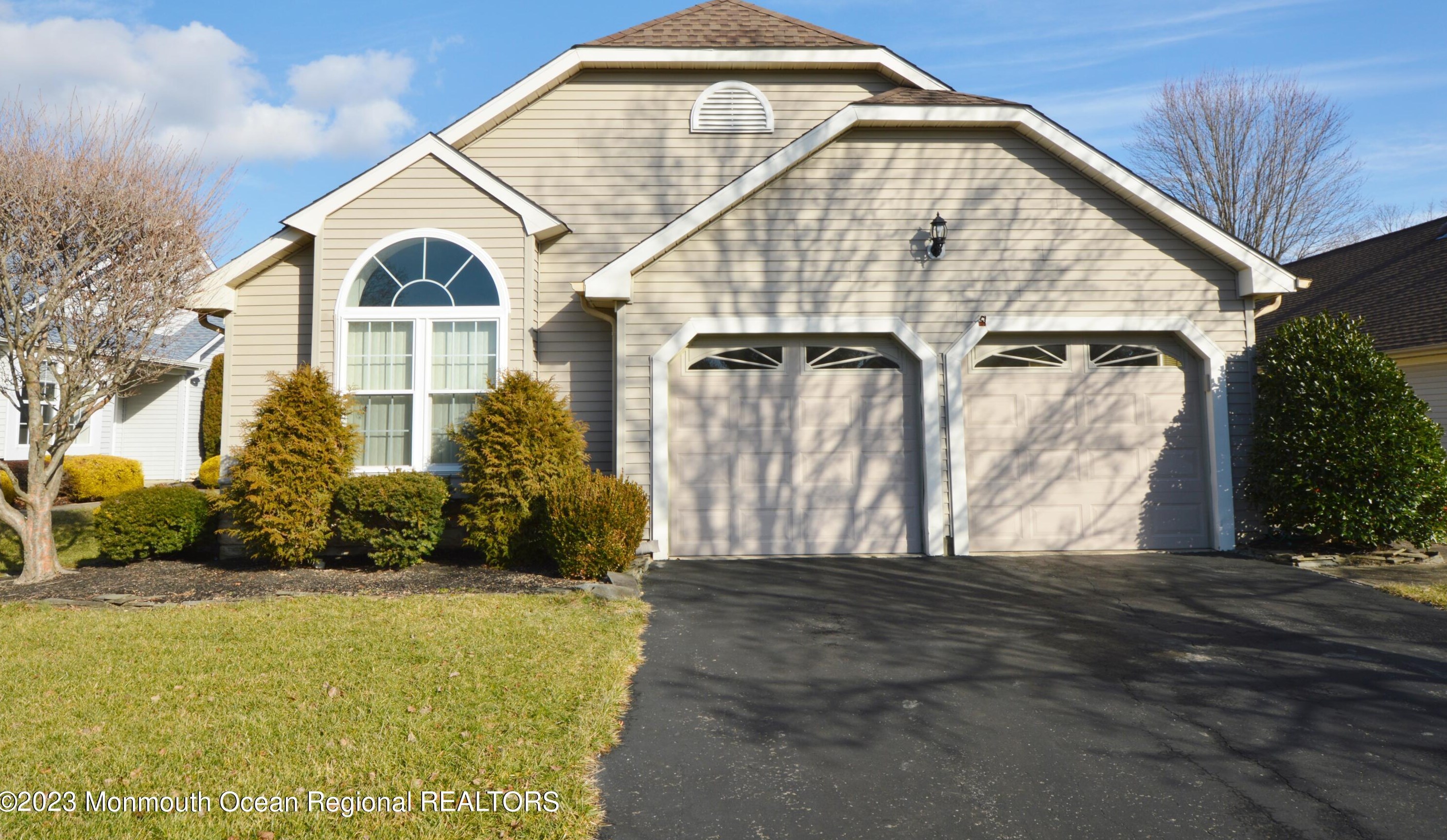 2709 Brookdale Ct, Toms River, NJ 08755-2531