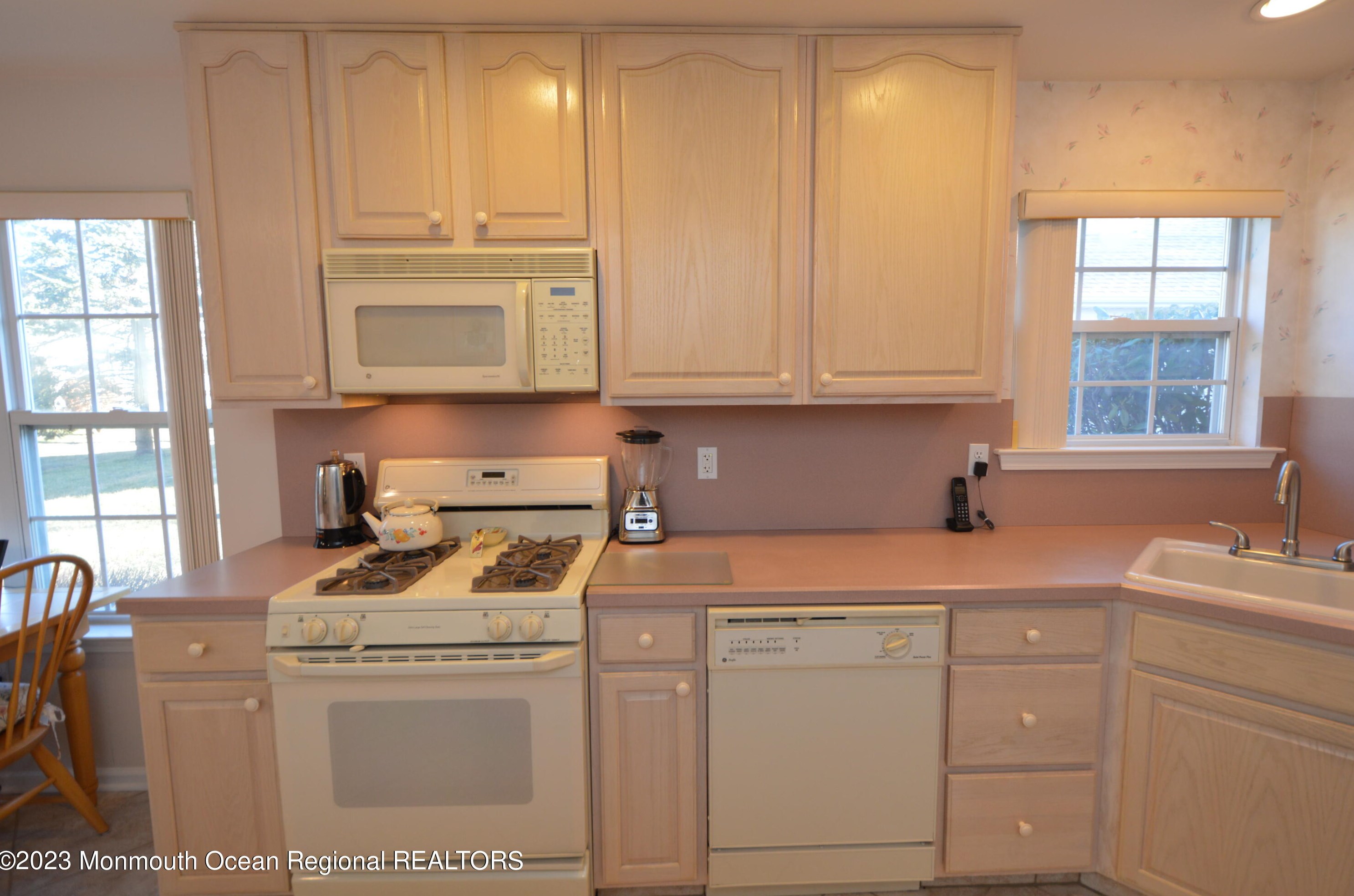 2651 Mdw Lk Dr, Toms River NJ 08755-2539 exterior