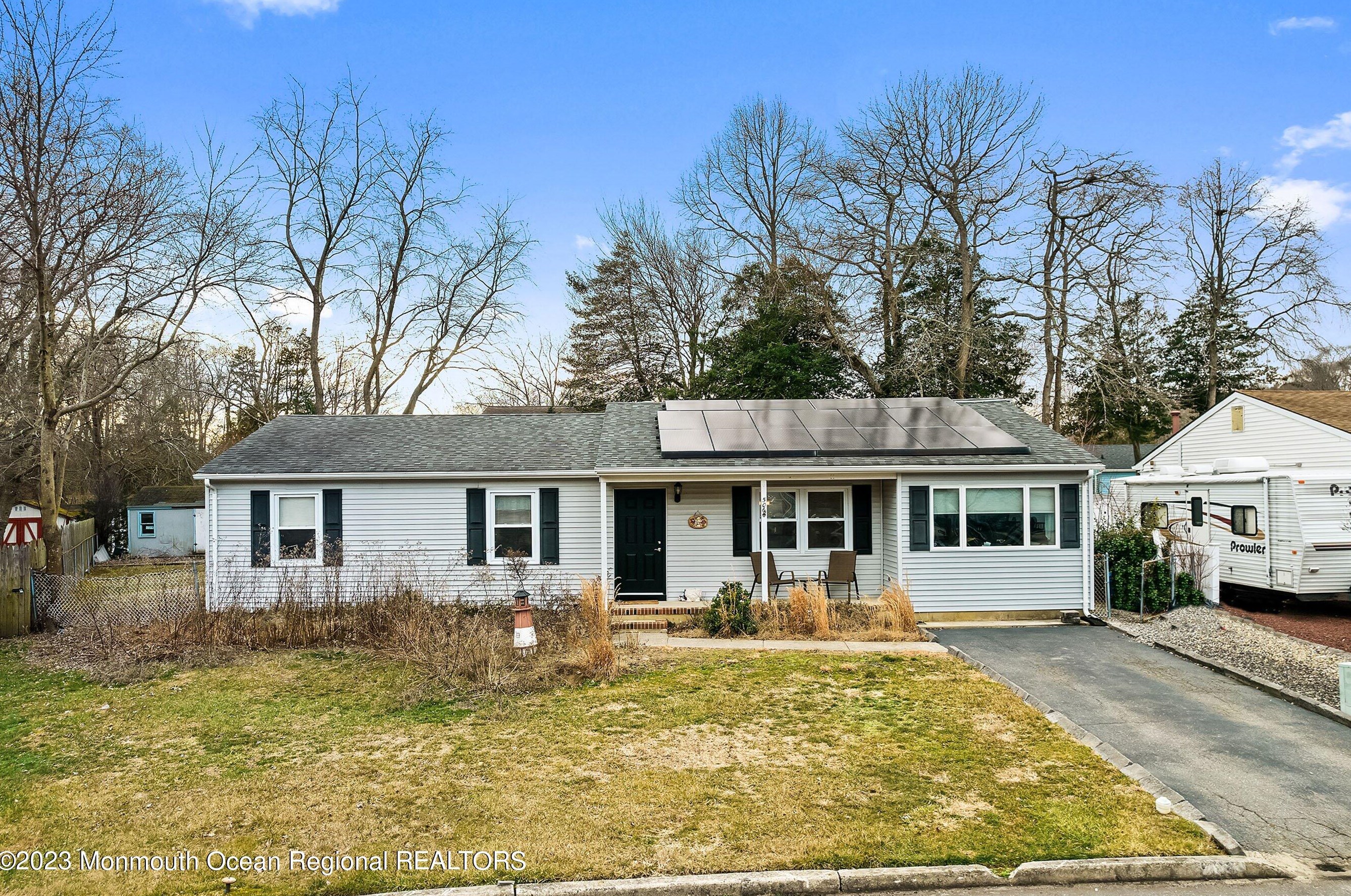 506 Knollwood Ct, Lacey Township, NJ 08734