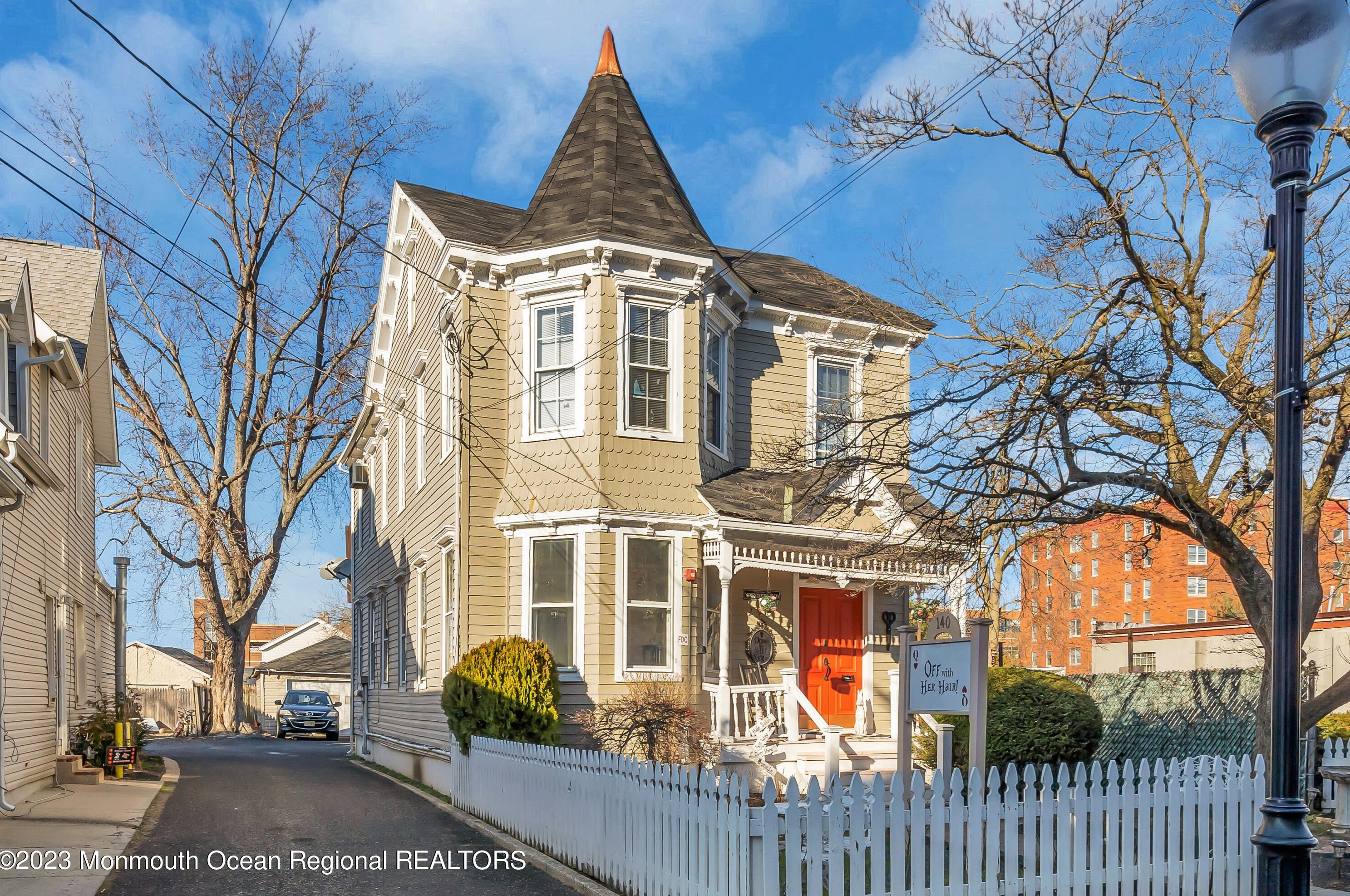 140 Monmouth St, Tinton Falls, NJ 07701