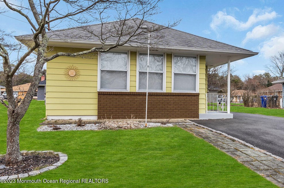 2010 Yorktowne Blvd, Toms River, NJ 08753