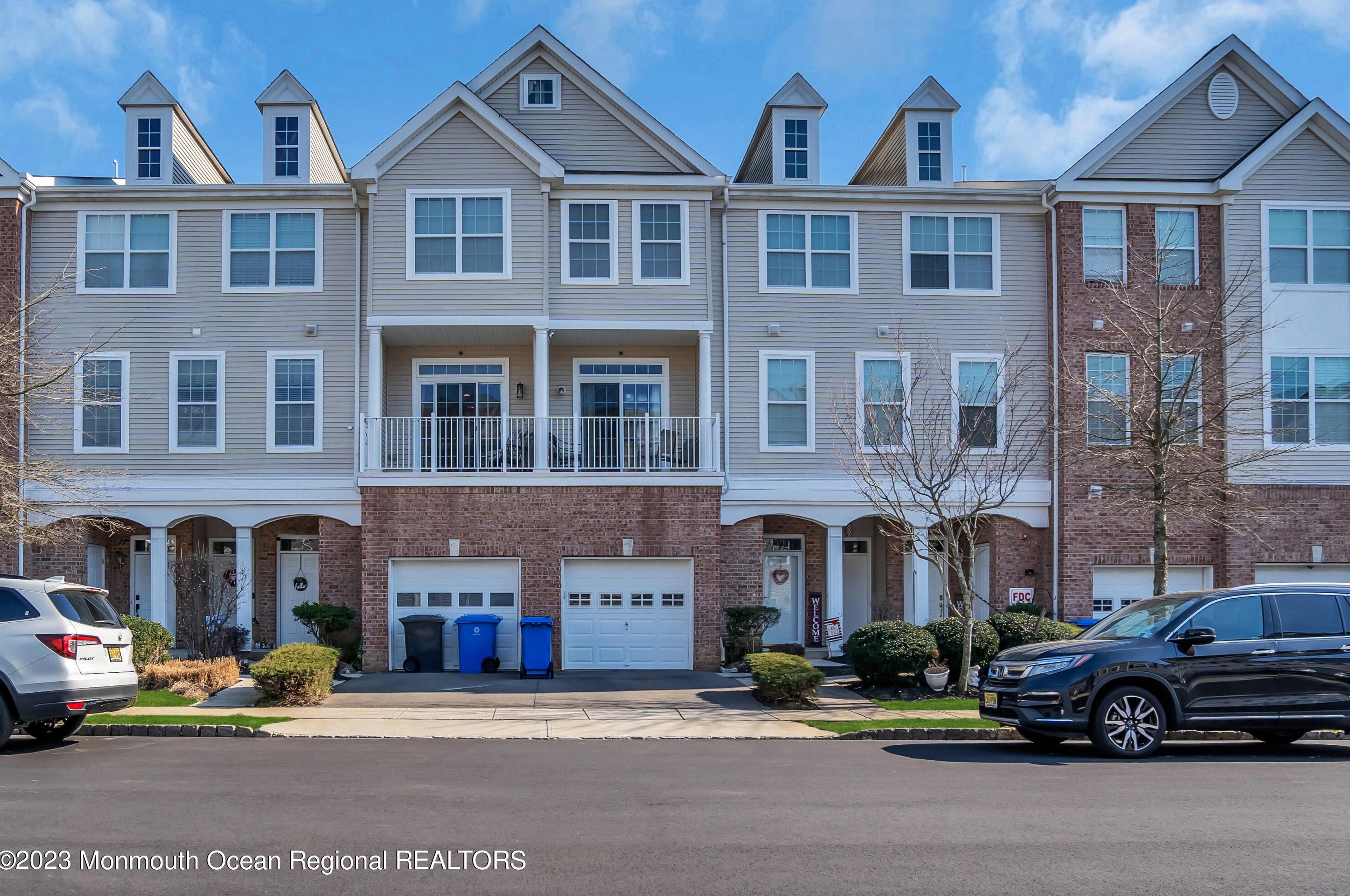 20 Farrah Dr, Stafford Township, NJ 08050