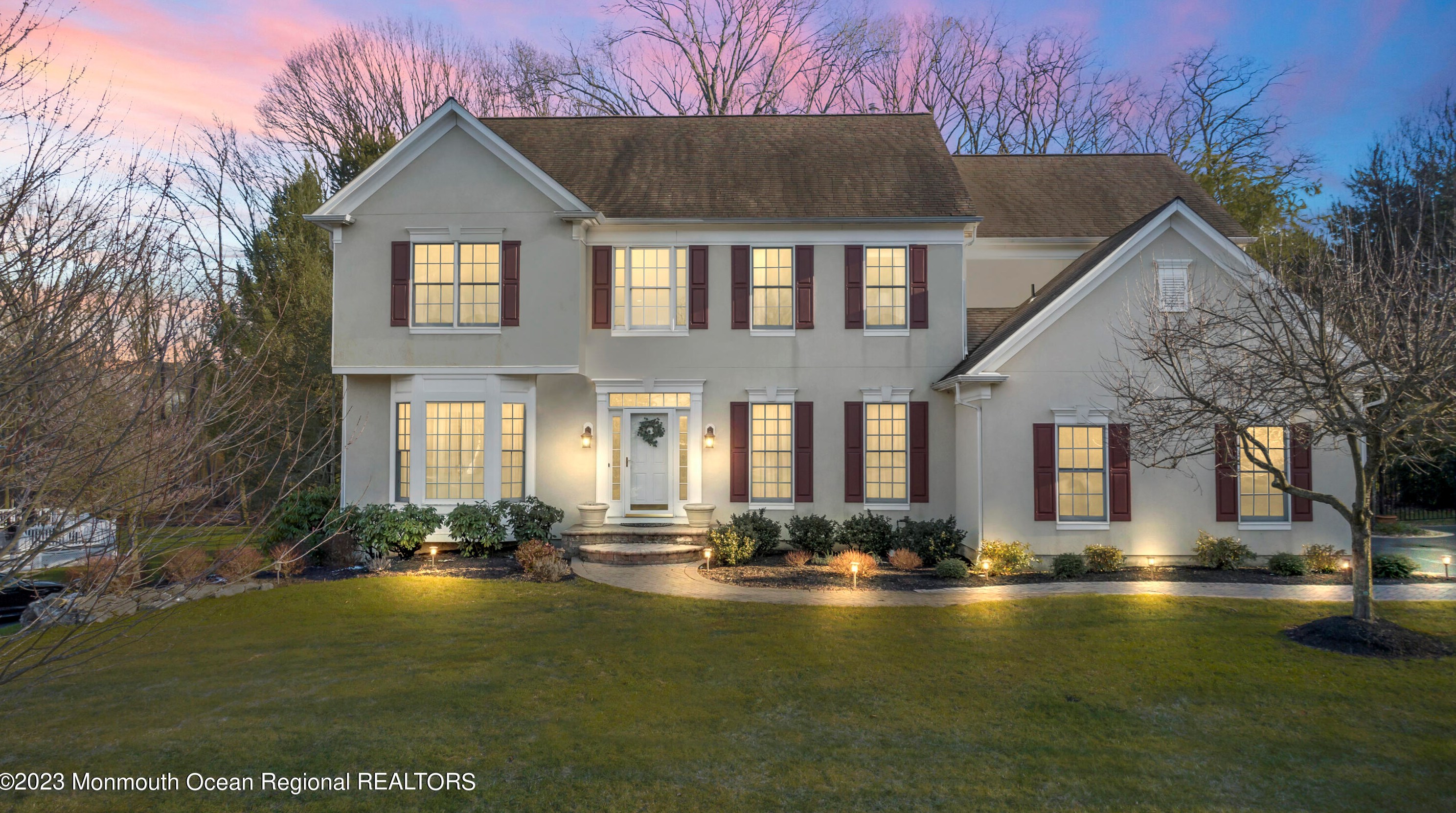 6 Cinnamon Ct, Holmdel Village, NJ 07733