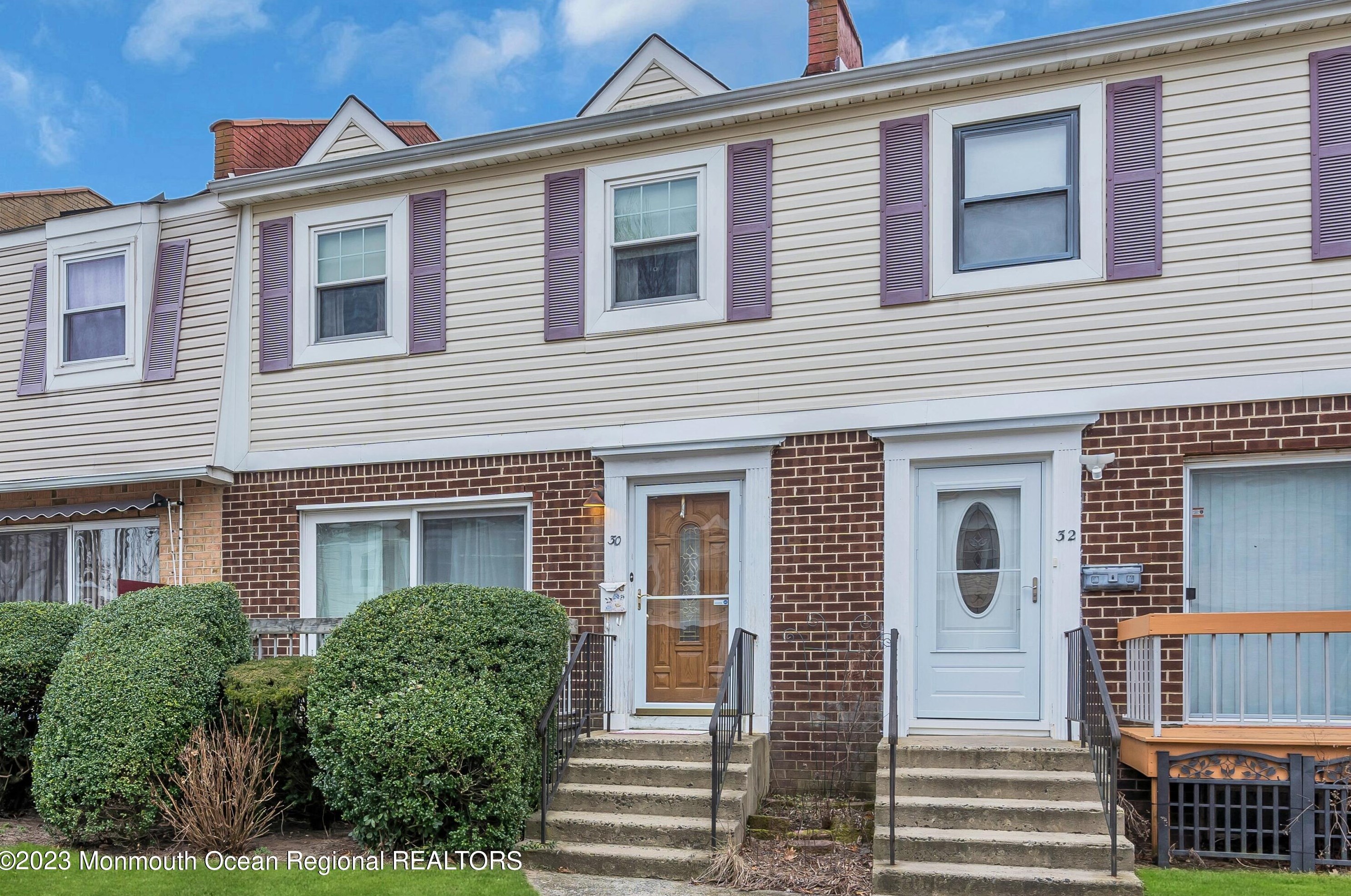 30 Primrose Ln, Bricktown, NJ 08724