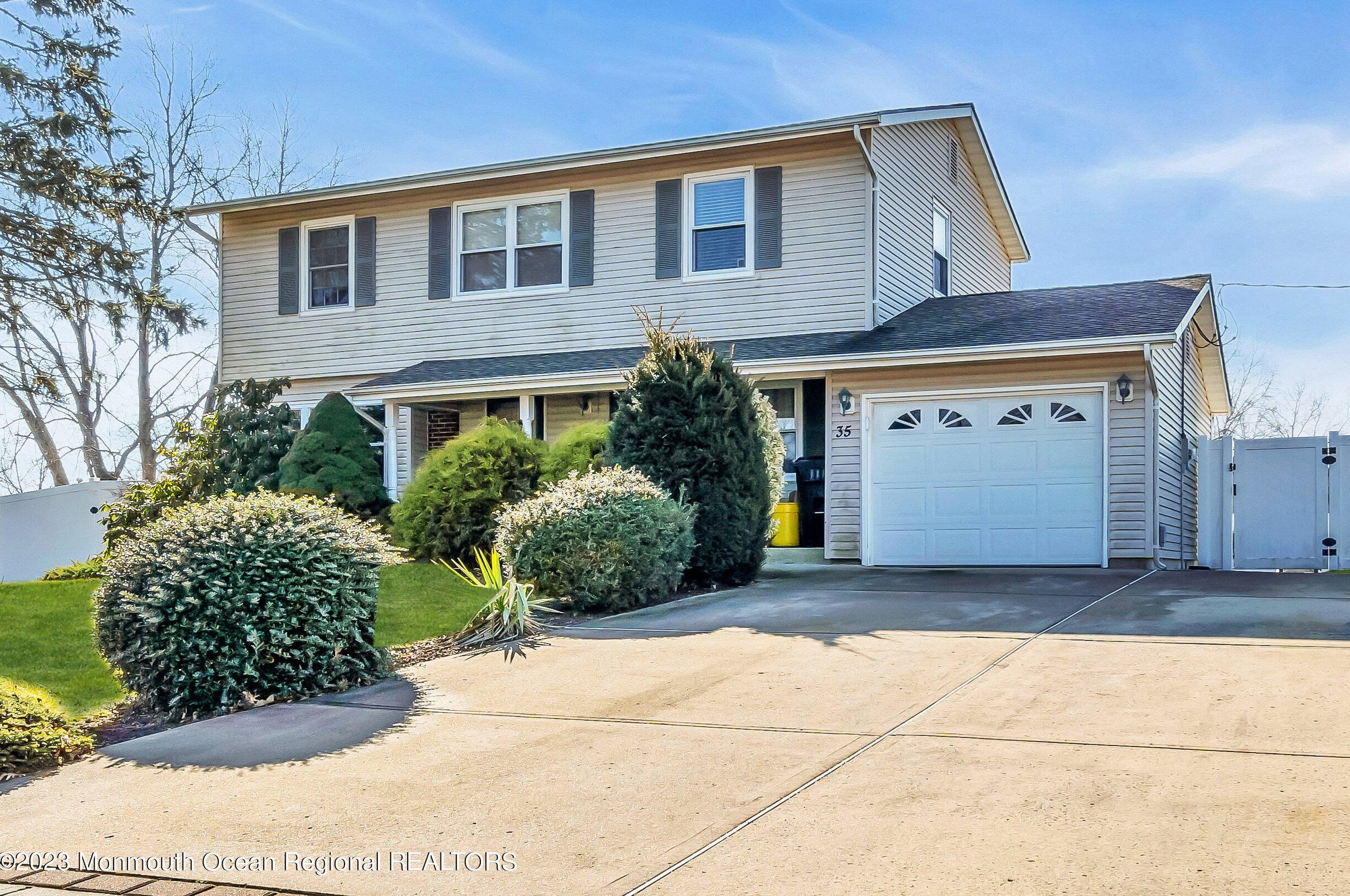 35 Vermont Ave, Jackson Twp, NJ 08527