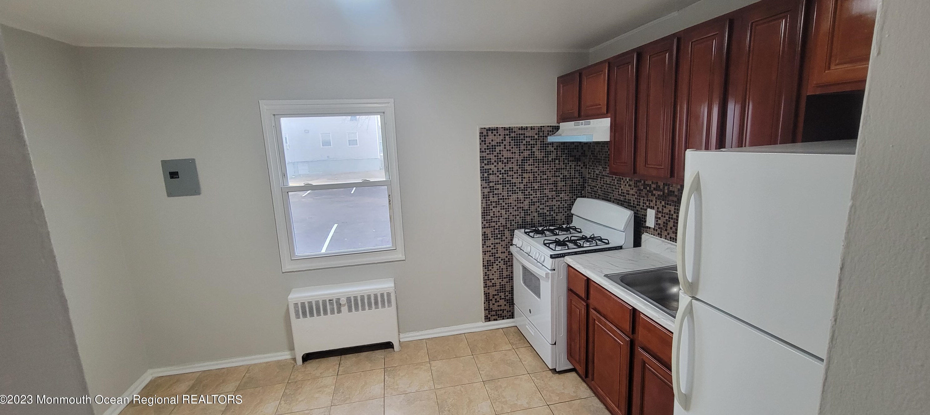 2015 Milton Ave, Wall Township, NJ 07753