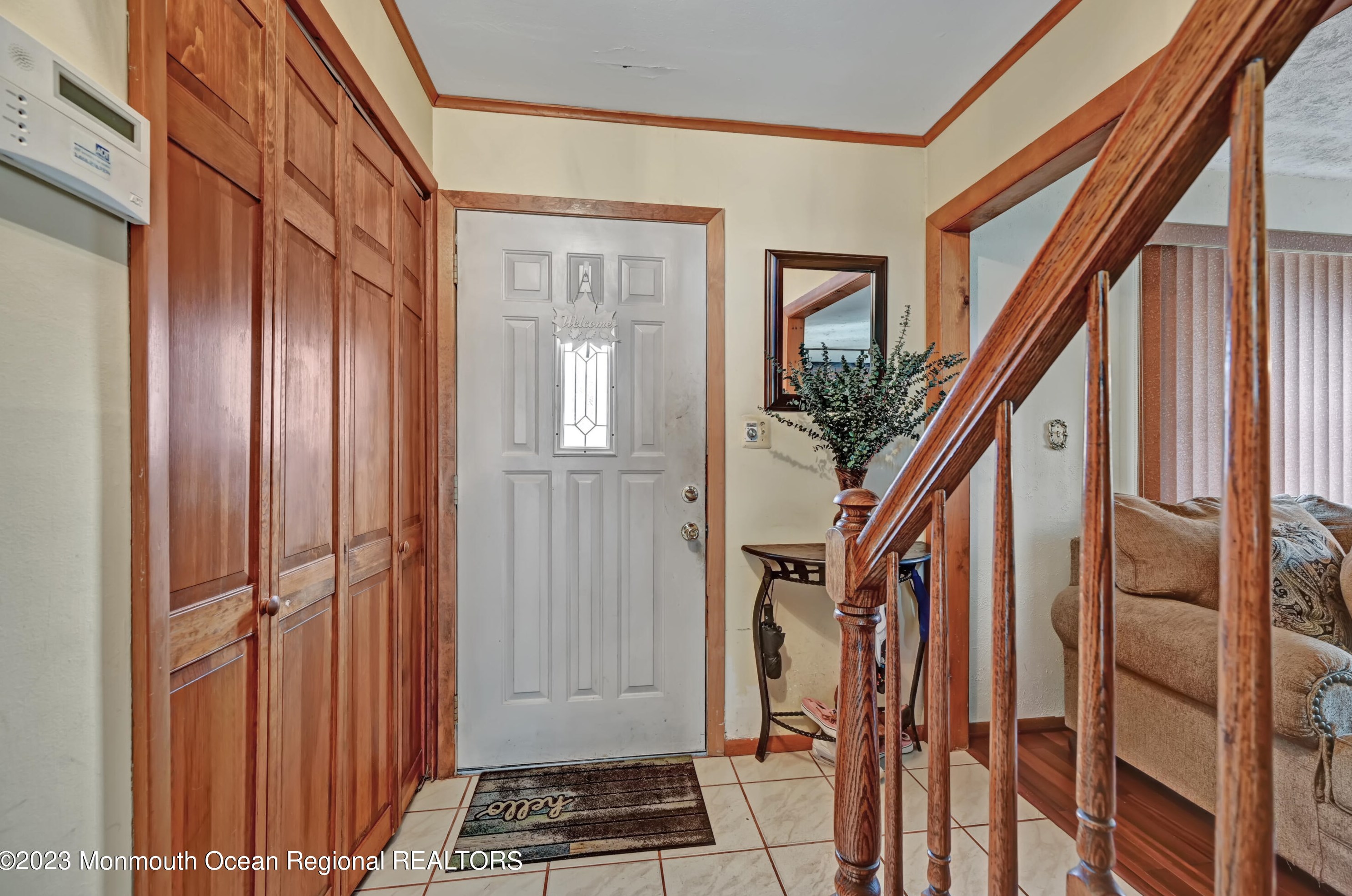 10 Crystal Pl, Matawan, NJ 07747-2215