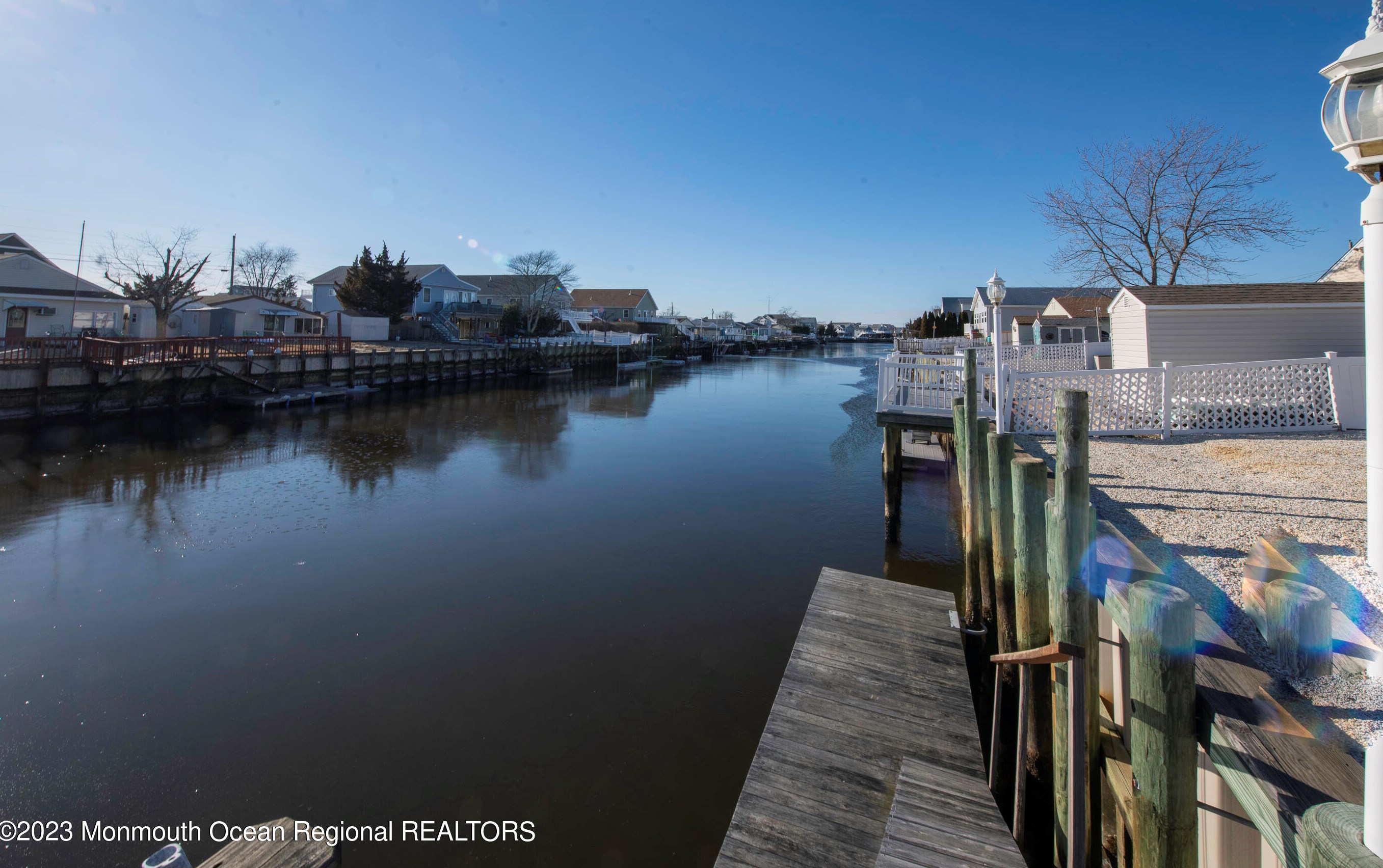 3 Lake Singleton Ct, Tuckerton, NJ 08087-1115