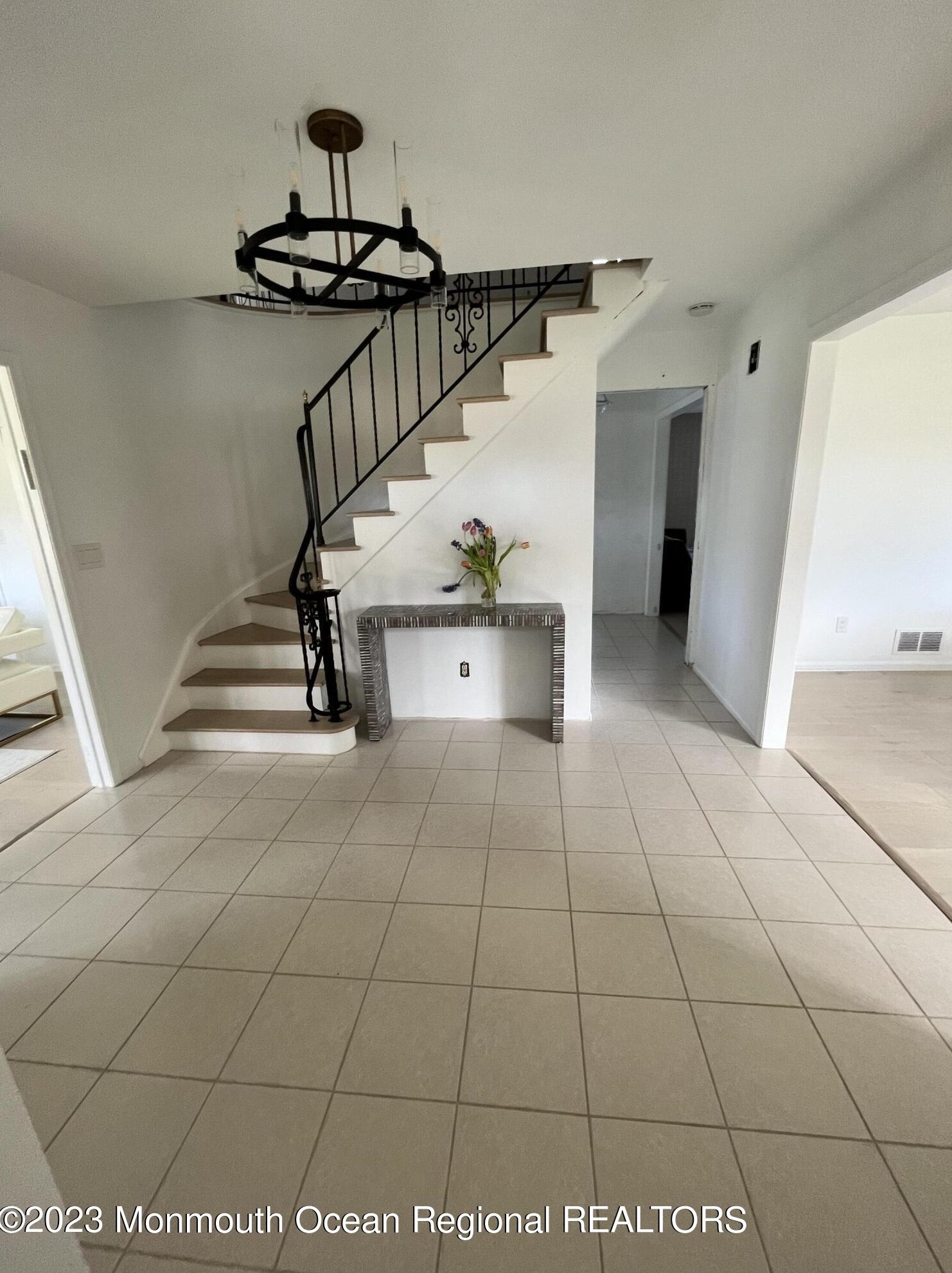 901 Coach Dr, Tinton Falls, NJ 07712