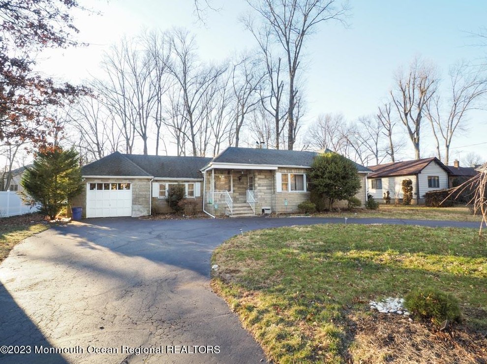 27 Utica Rd, Edison, NJ 08820