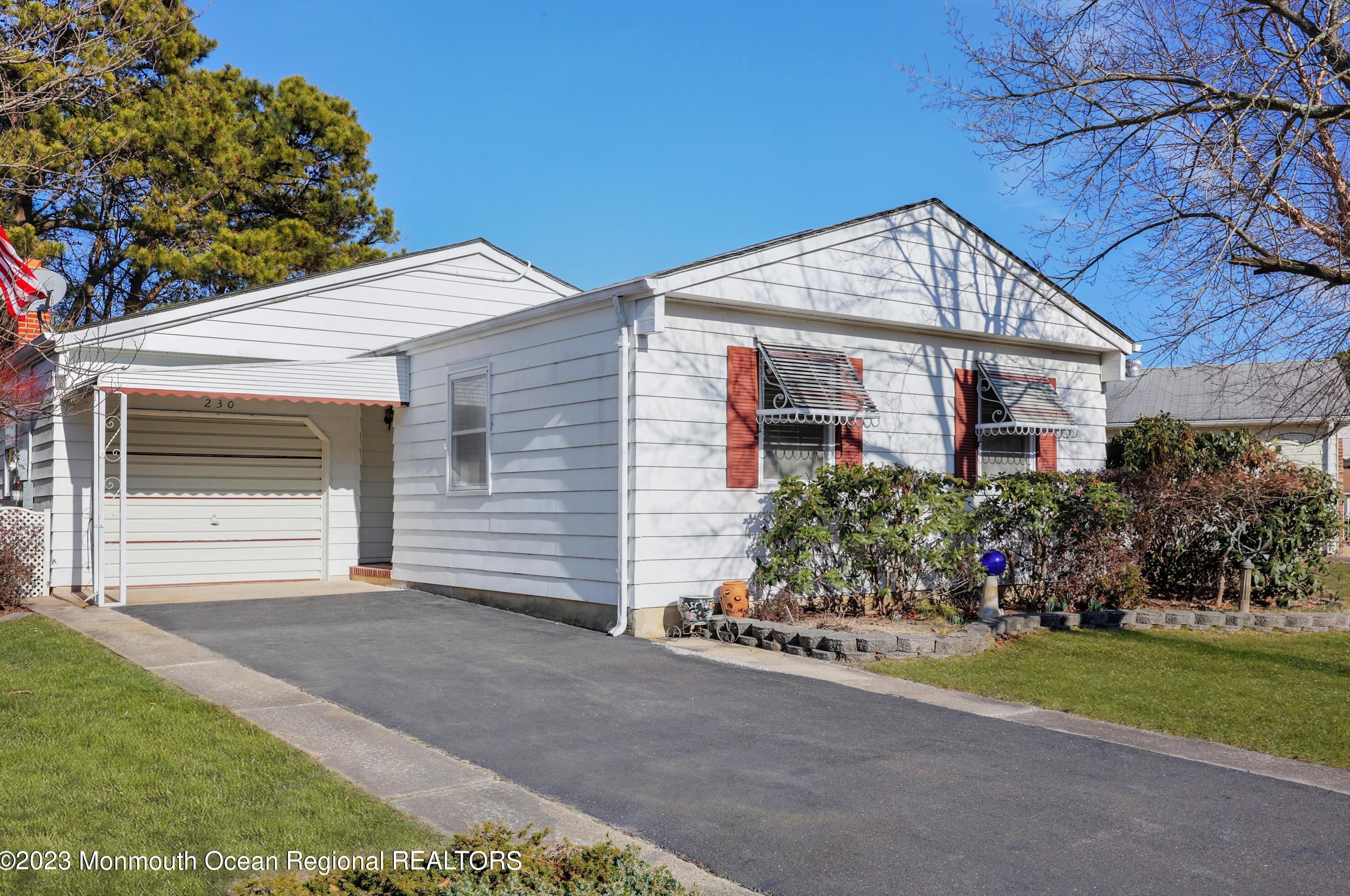 230 Cabrillo Blvd, Toms River, NJ 08757-5904