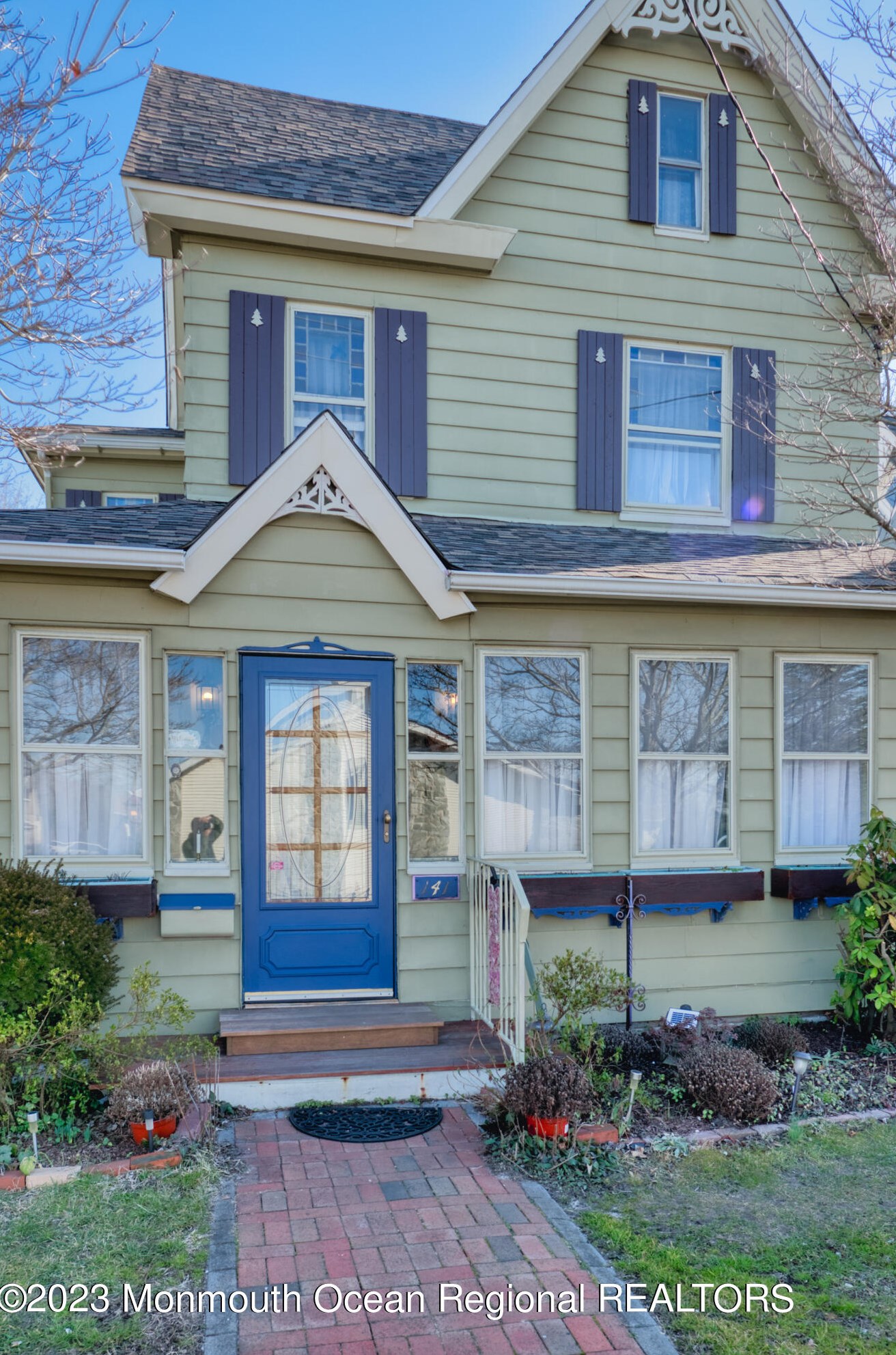 141 Green St, Tuckerton, NJ 08087-2627