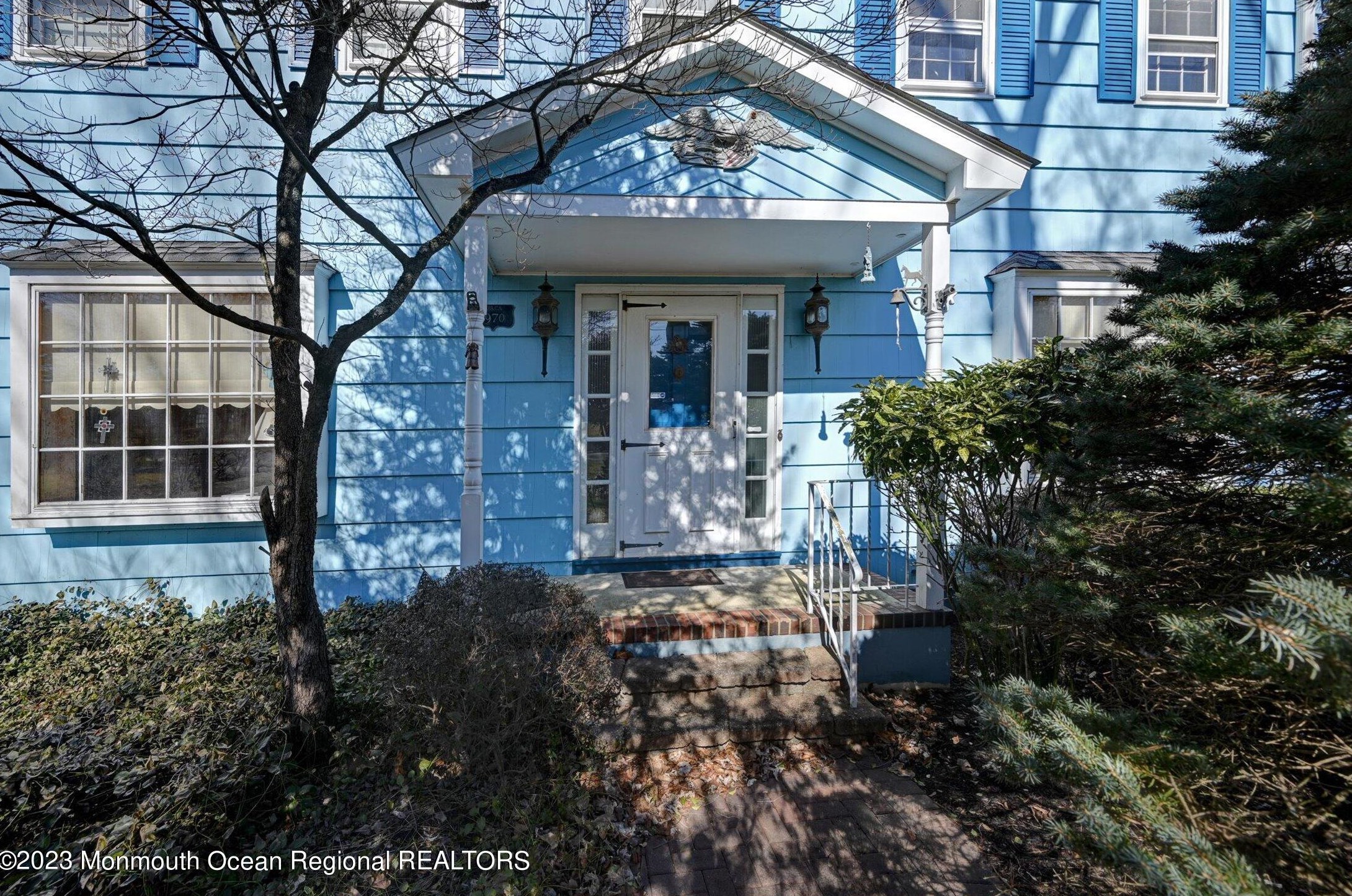 13 Village Ln, Vanderburg, NJ 07722-1655