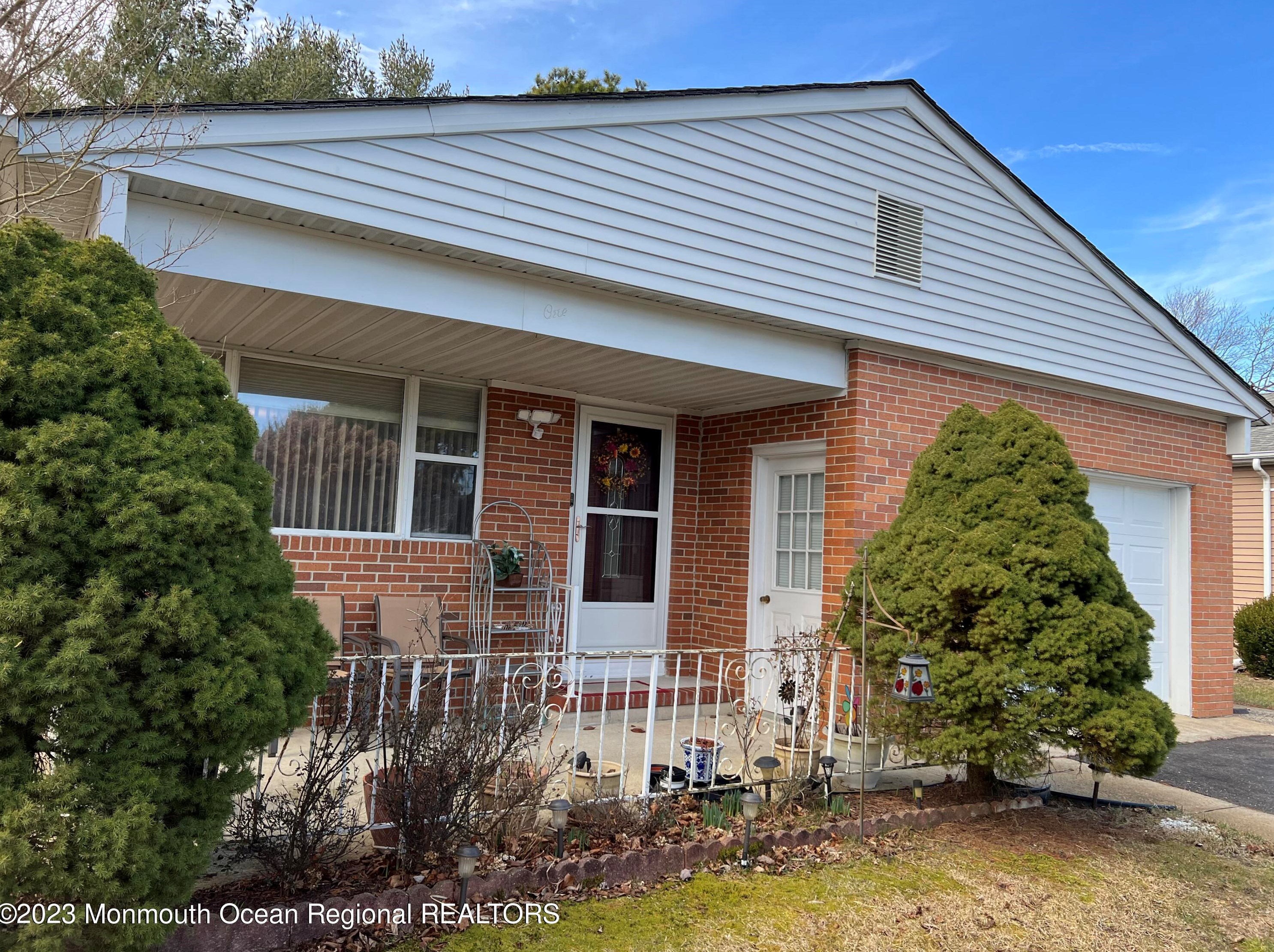 1 Maison Way, Toms River, NJ 08757-6413
