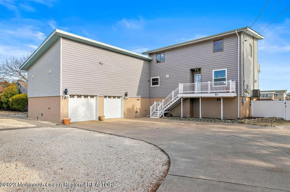 50 Atlantis Blvd, Tuckerton NJ  08087-1904 exterior