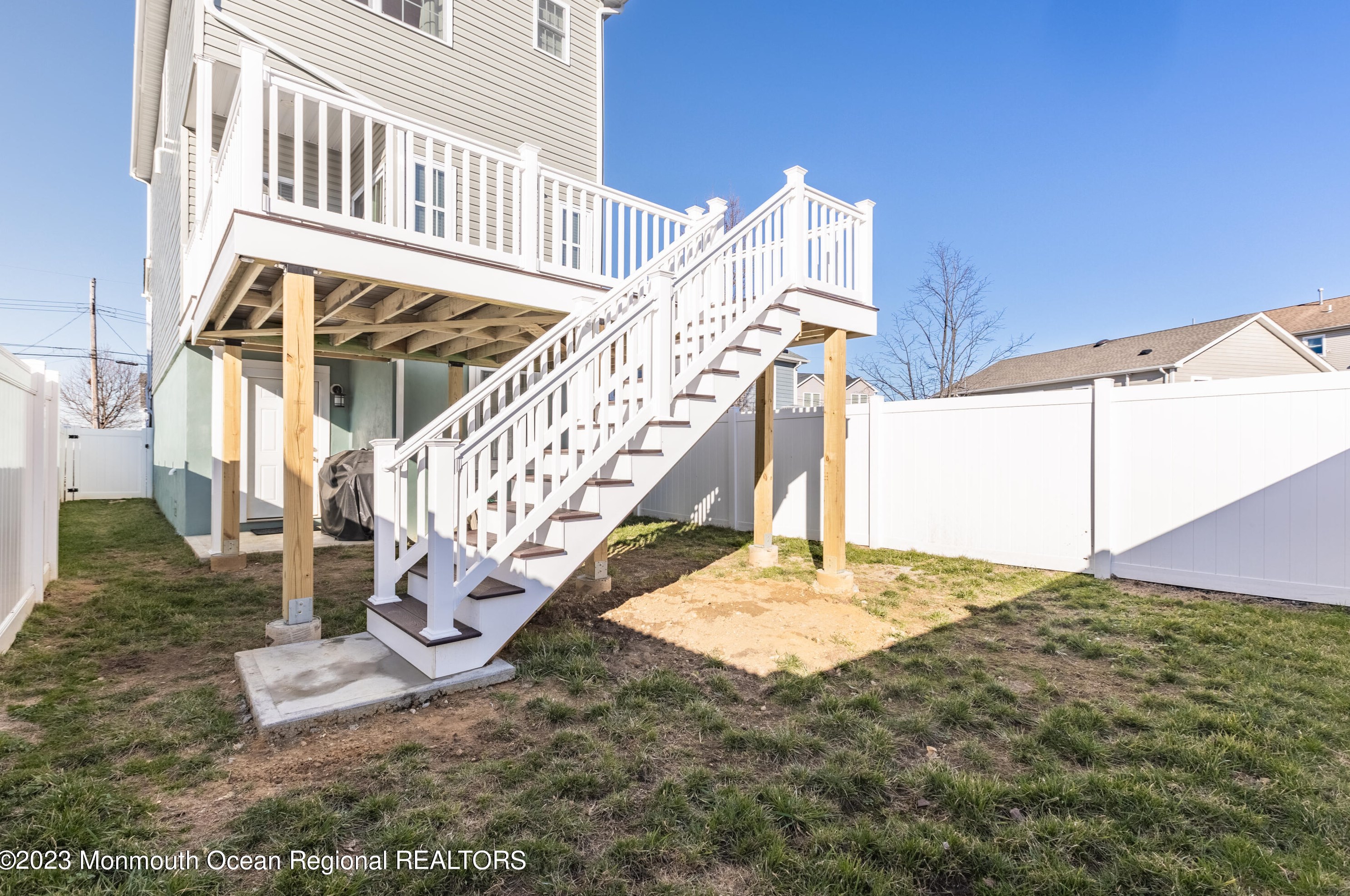 800 Prospect Ave, Keyport NJ  07735-5438 exterior