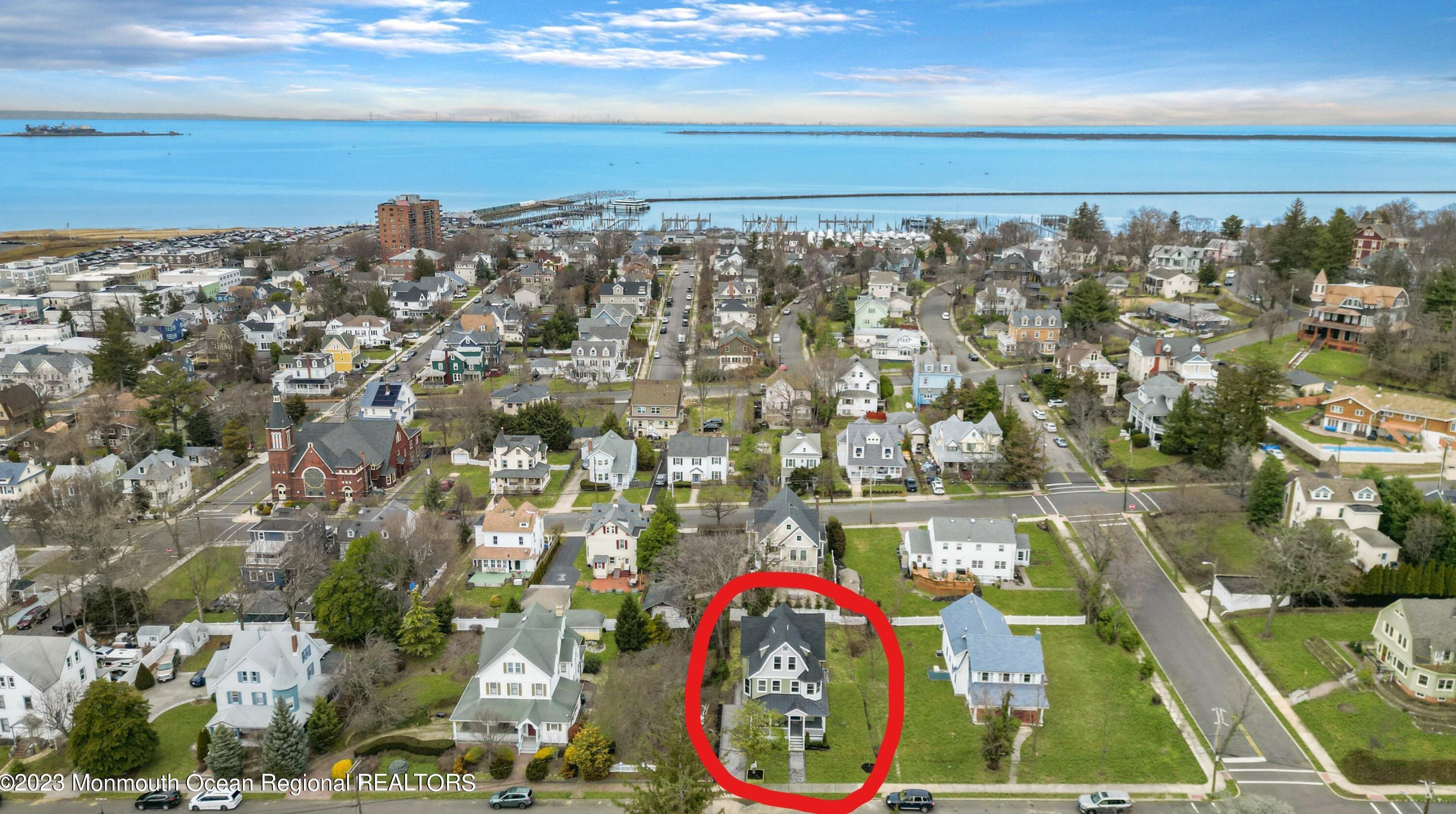 34 Washington Ave E, Atlantic Highlands, NJ 07716