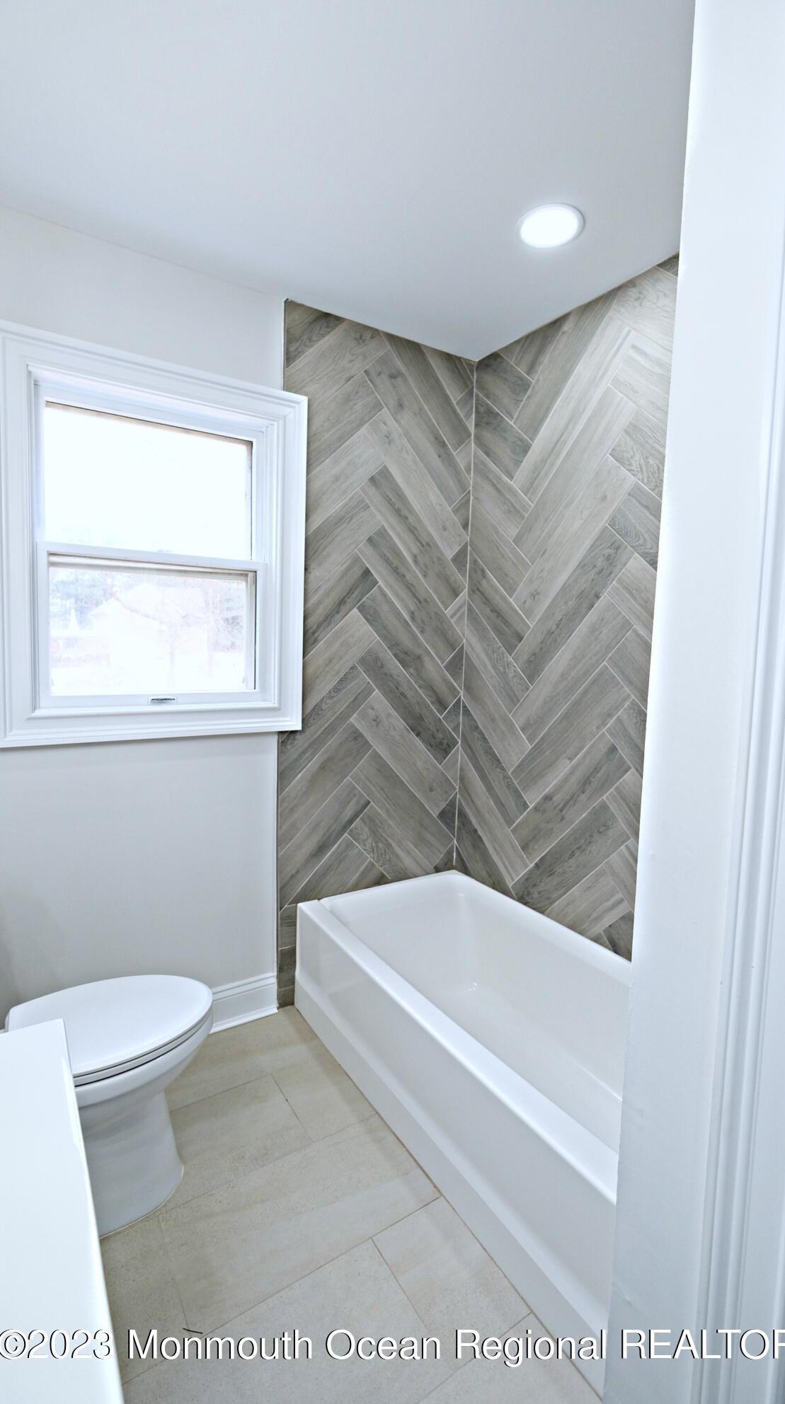 537 Squankum Yellowbrook Rd, Wall Township NJ  07727-3745 exterior