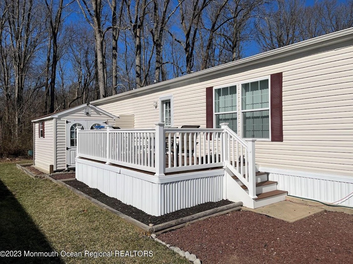 120 Woody Rd, East Freehold, NJ 07728