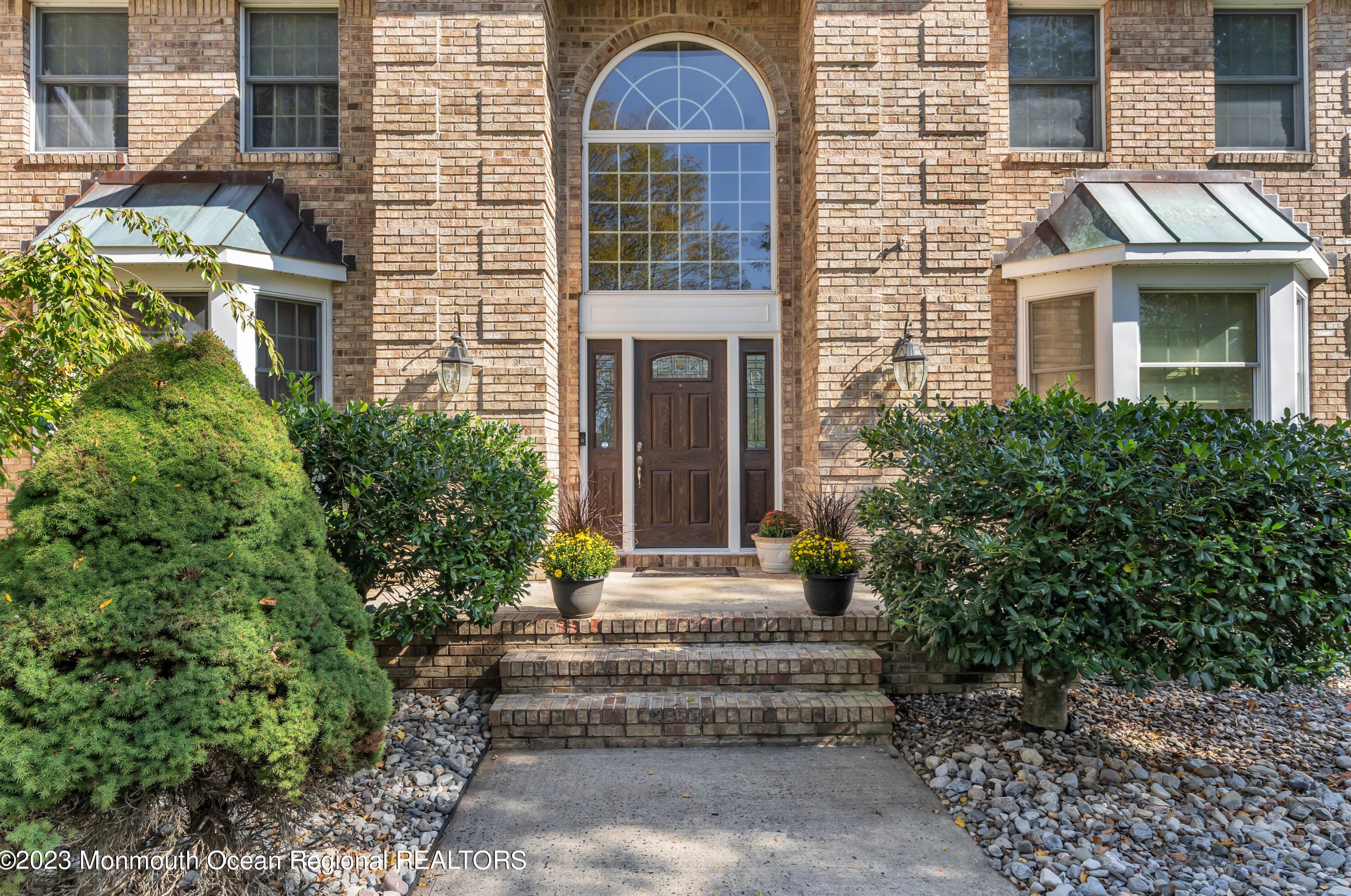 34 Steeple Chase Rd, Millstone Township, NJ 08535-3805