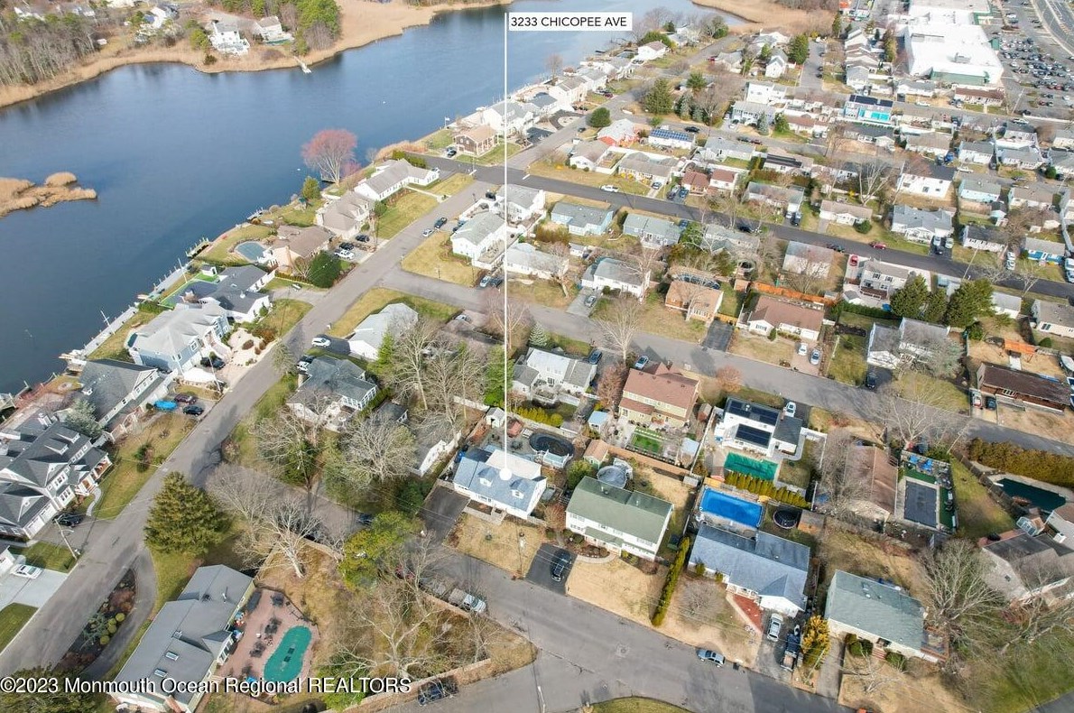 3233 Chicopee Ave, Point Pleasant Beach, NJ 08742