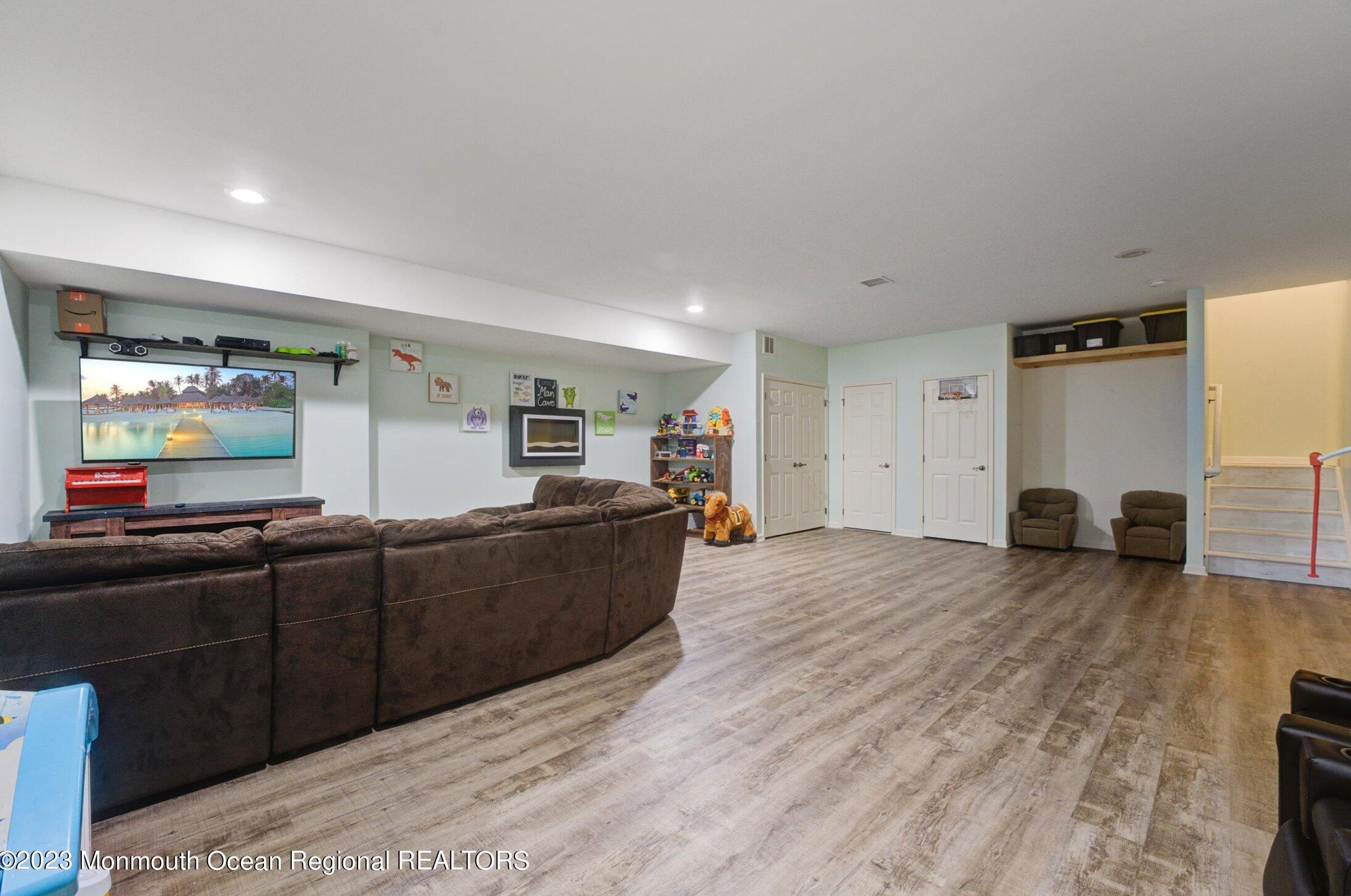 248 Hawthorne Ln, Barnegat Township NJ  08005-5642 exterior