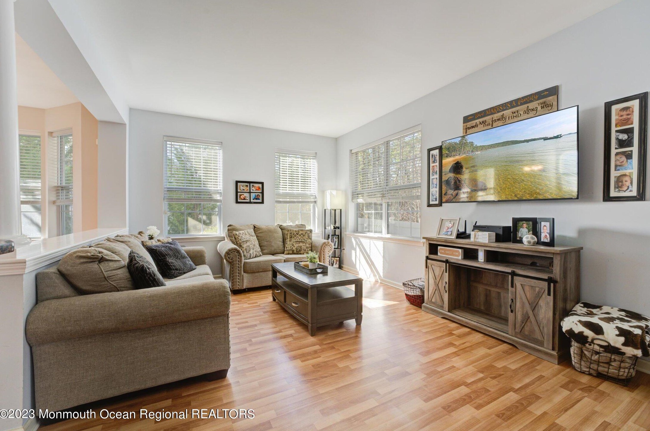 248 Hawthorne Ln, Barnegat Township NJ  08005-5642 exterior