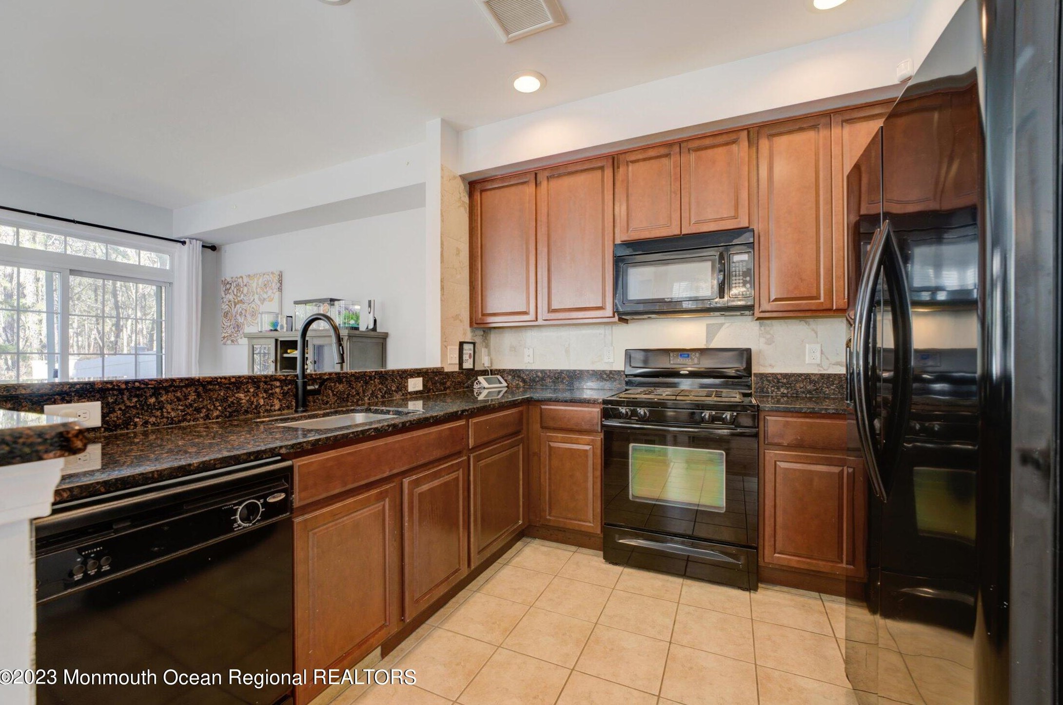 248 Hawthorne Ln, Barnegat Township NJ  08005-5642 exterior