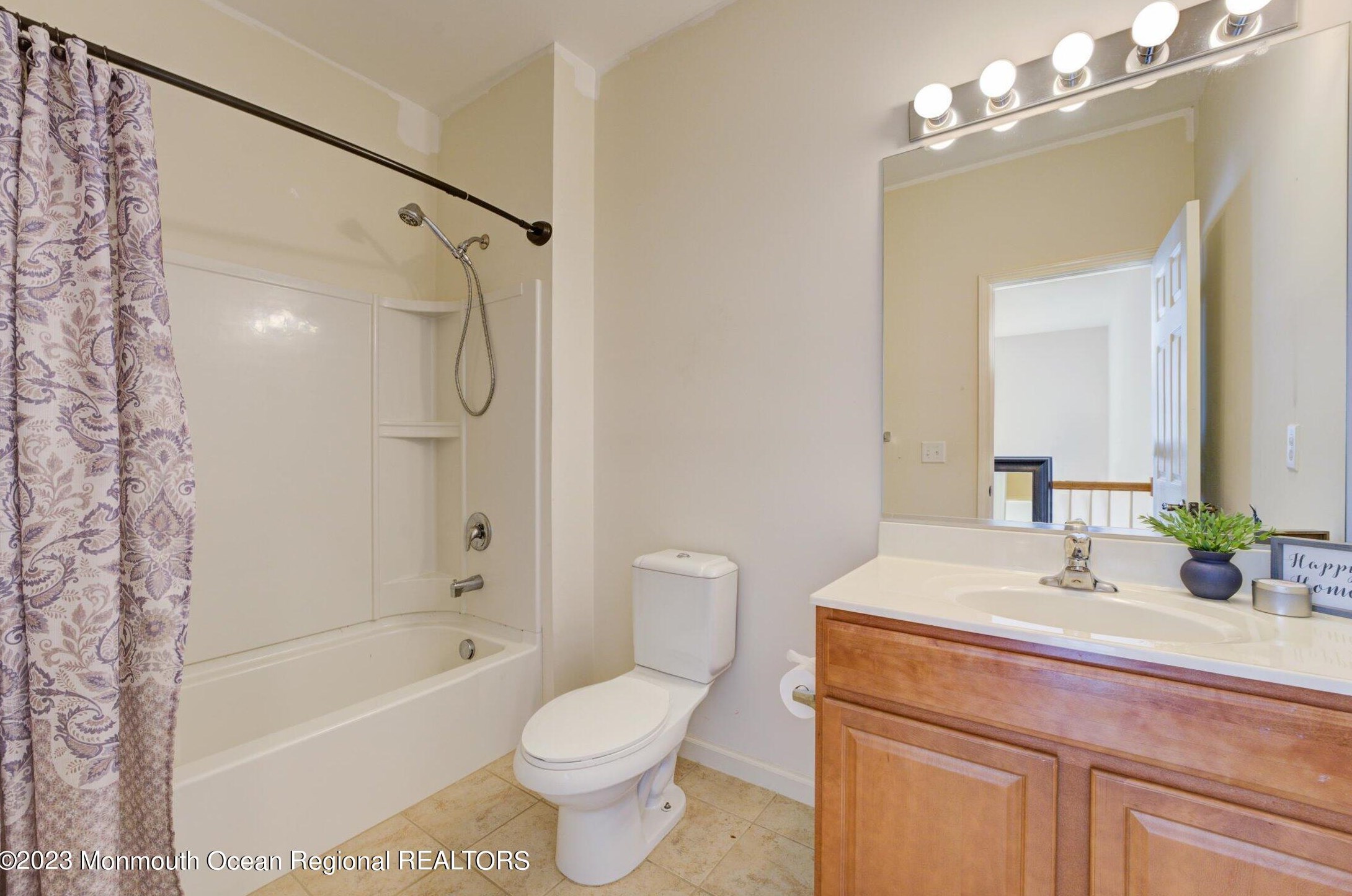 248 Hawthorne Ln, Barnegat Township NJ  08005-5642 exterior