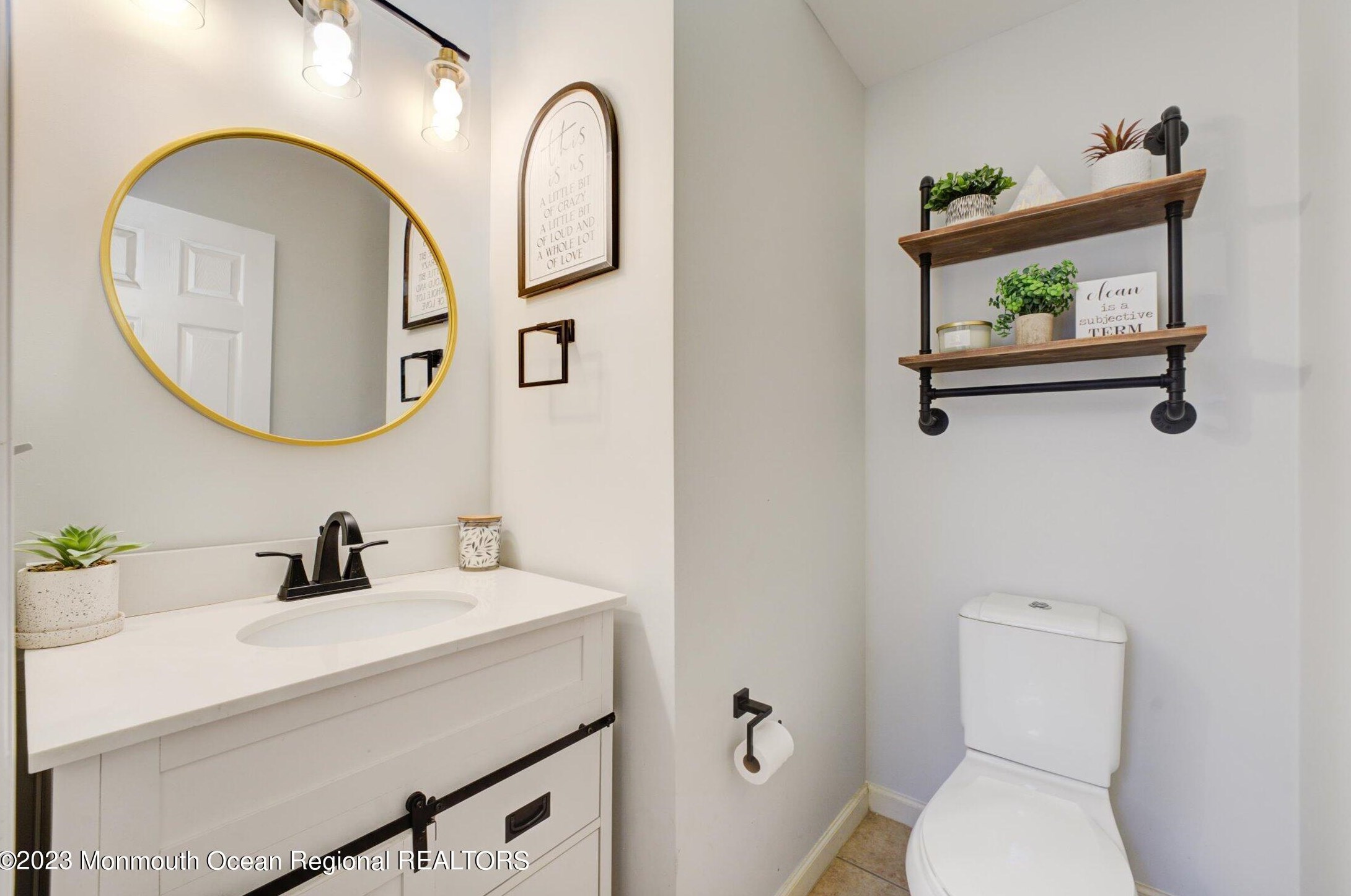 248 Hawthorne Ln, Barnegat Township NJ  08005-5642 exterior