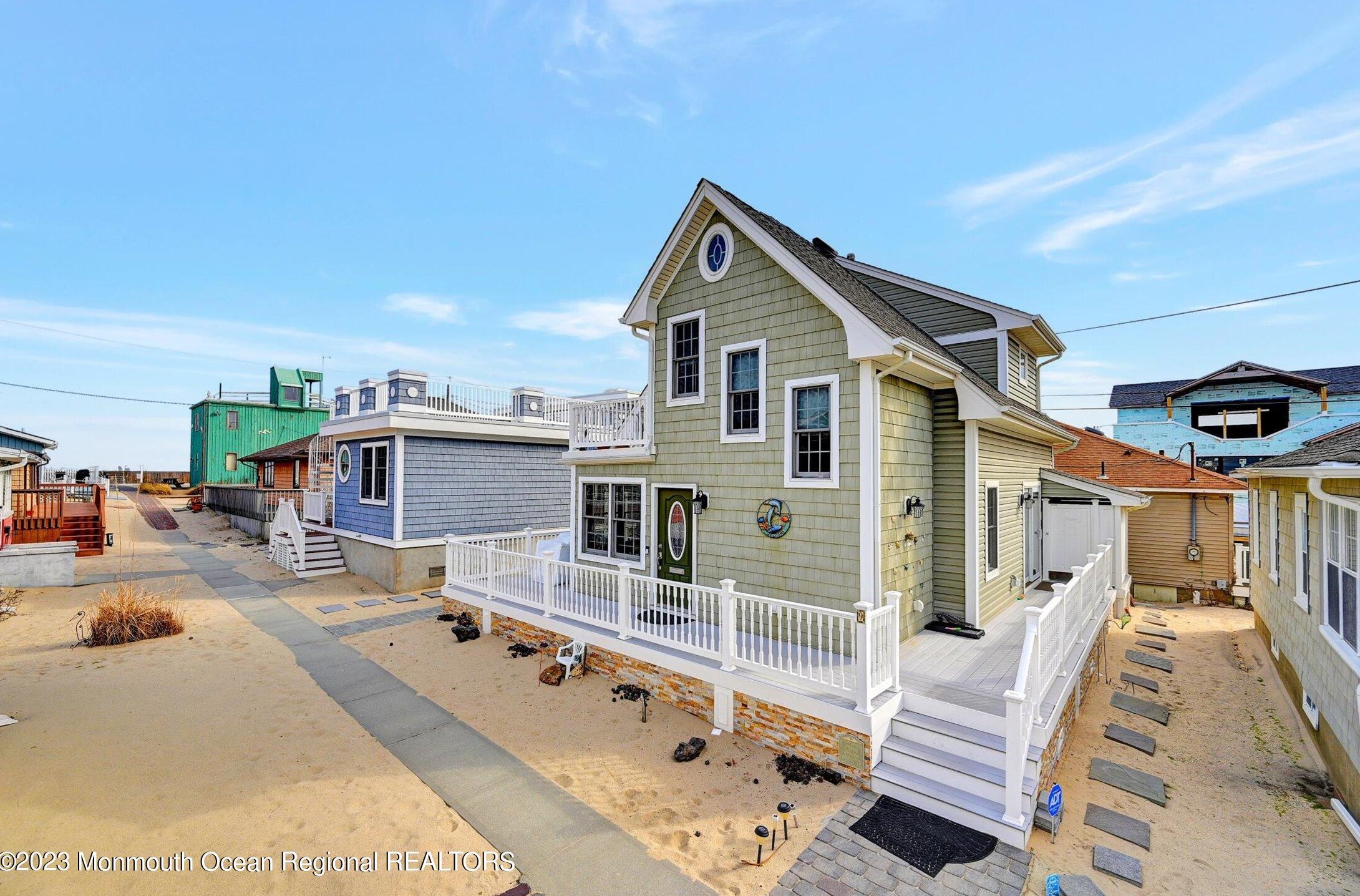 9 Hayes Ct, Point Pleasant Beach, NJ 08742