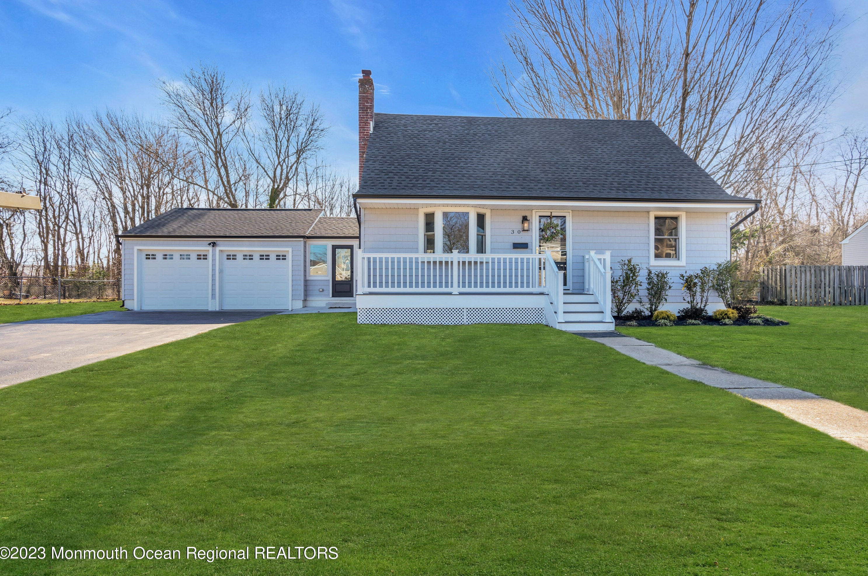 30 Oakwood Rd, Leonardo, NJ 07737