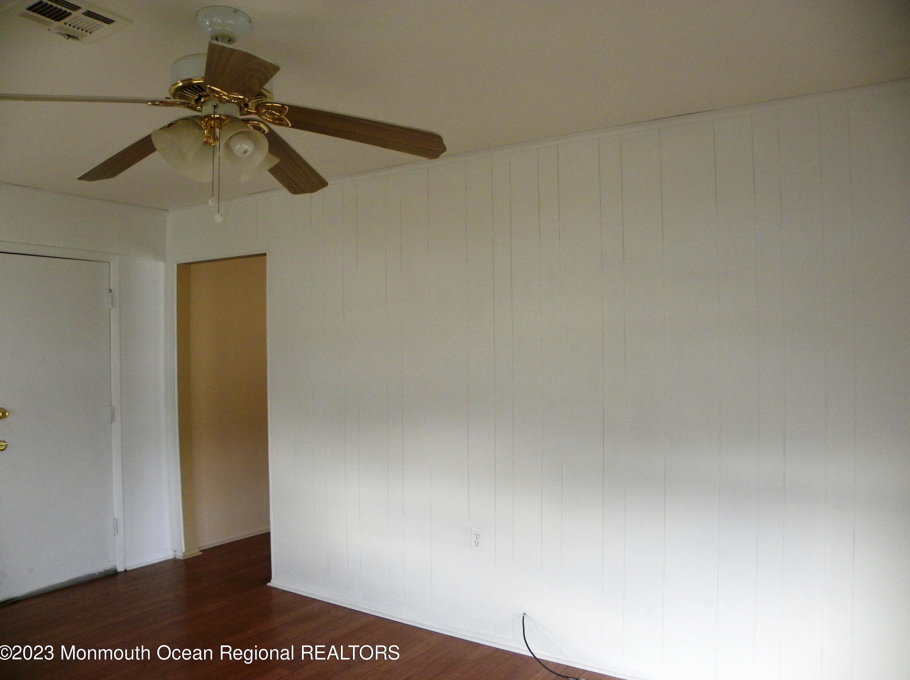 7 Hyannis St, Toms River NJ  08757-3843 exterior