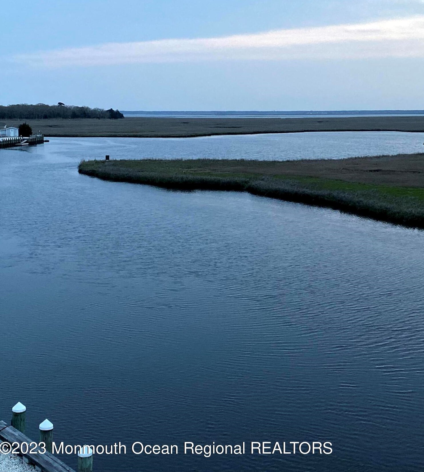 25 Schuylkill Rd, Tuckerton NJ  08087-1127 exterior