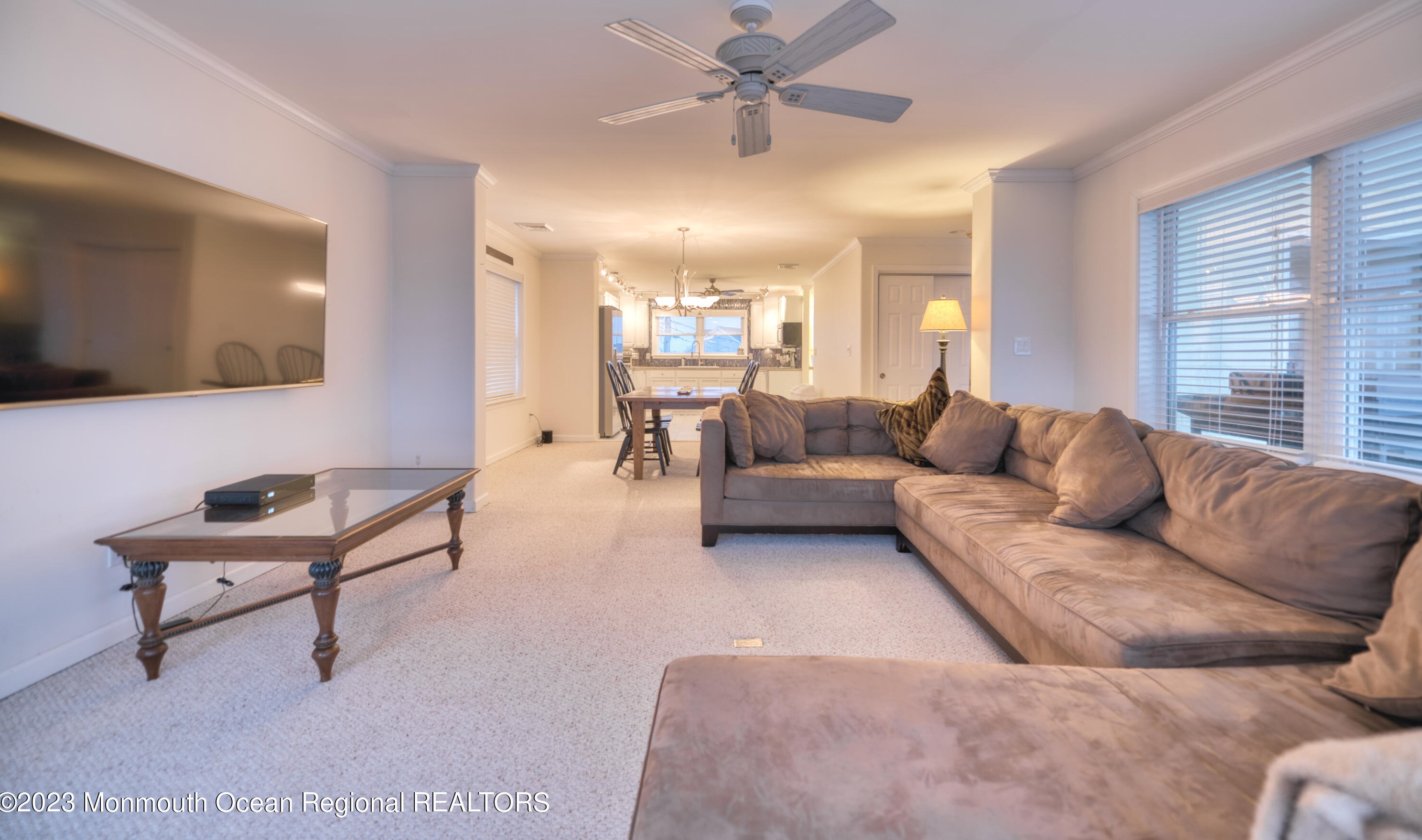 25 Schuylkill Rd, Tuckerton NJ  08087-1127 exterior