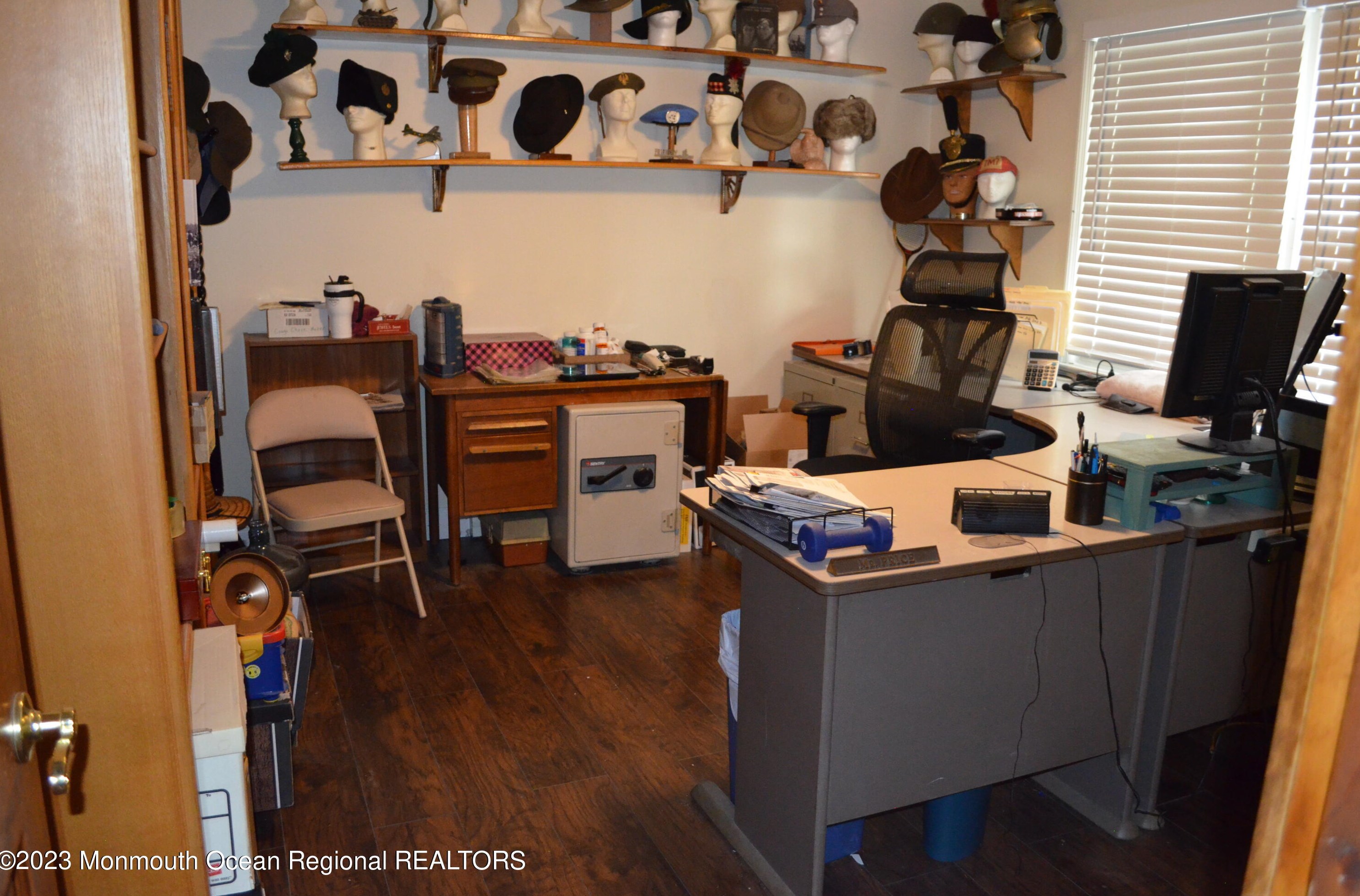 4 Cooperhawk Dr, Millstone Township NJ 07726-3667 exterior