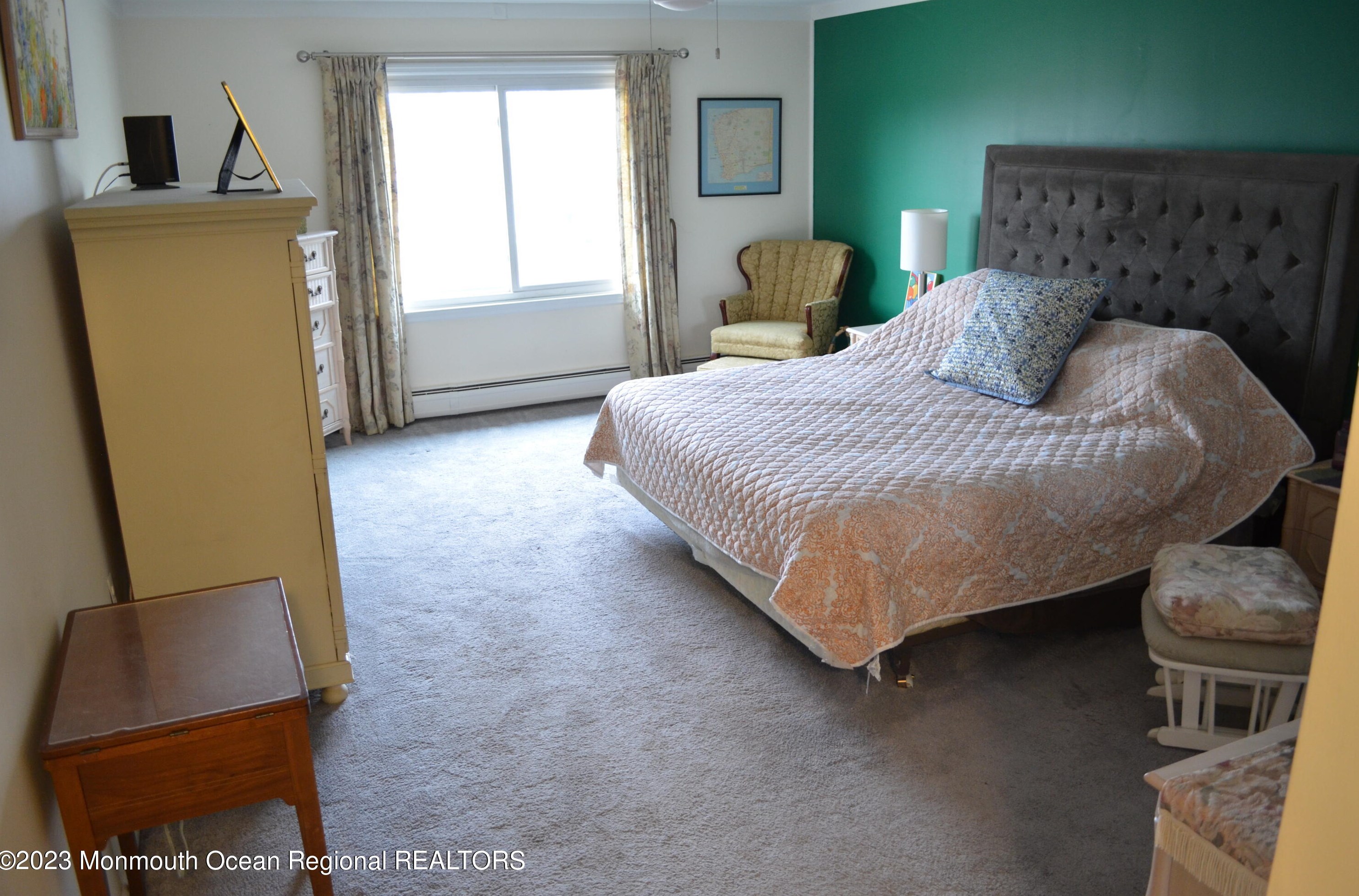 4 Cooperhawk Dr, Millstone Township NJ 07726-3667 exterior