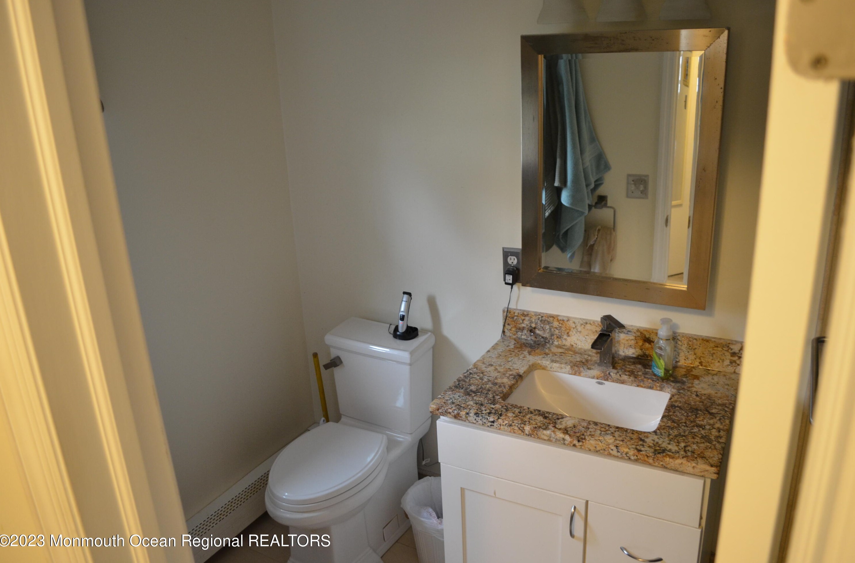 4 Cooperhawk Dr, Millstone Township NJ 07726-3667 exterior