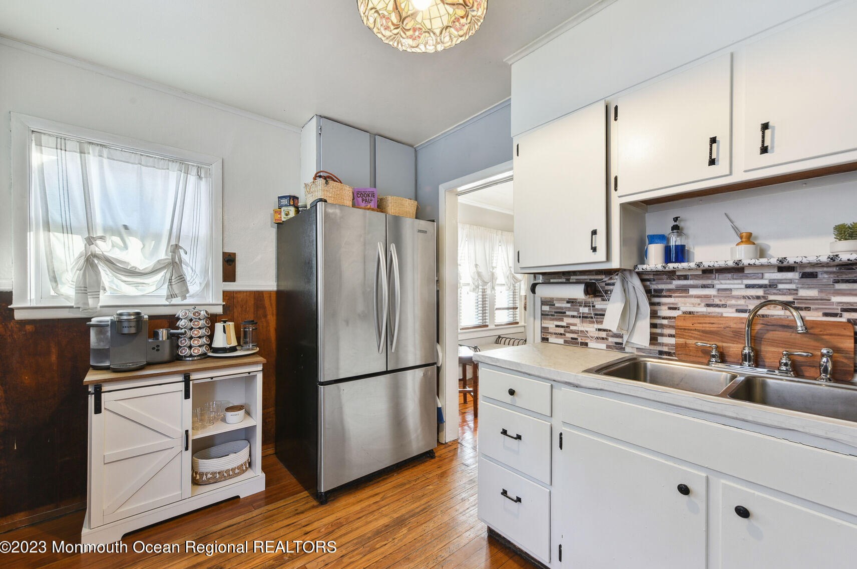 189 Waterview Ave, Belford NJ  07718-1252 exterior