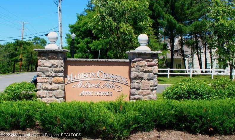49 Azalea Dr #3523, Old Bridge, NJ 08857