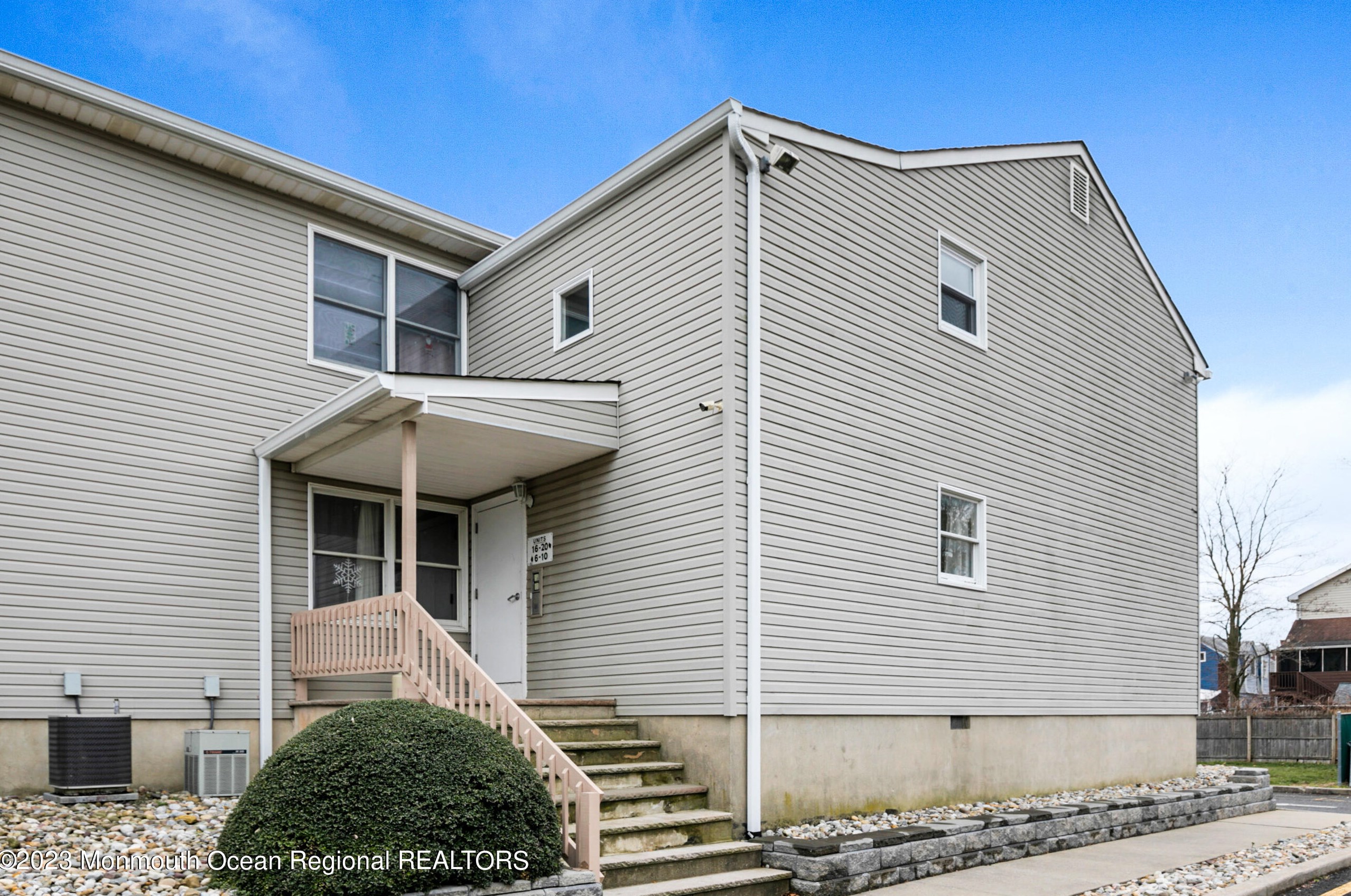213 Main St #19, Ideal Beach, NJ 07734