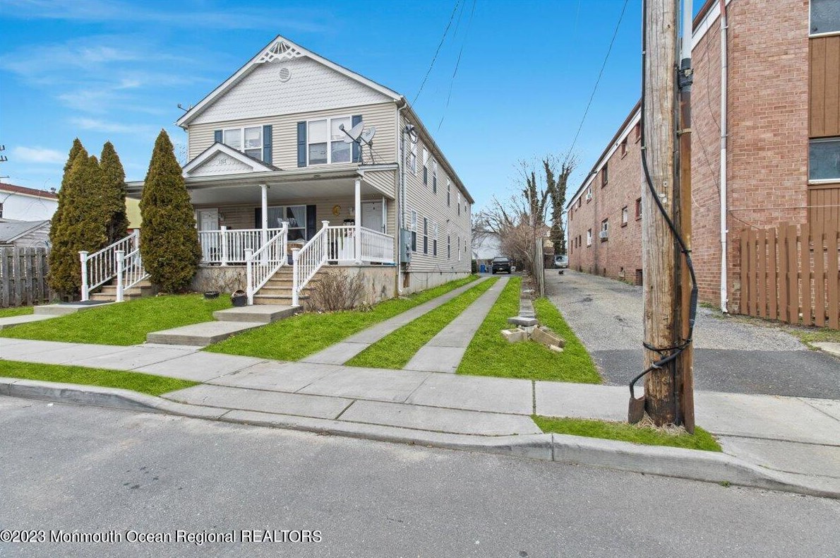 1317 Washington Ave, Tinton Falls, NJ 07712