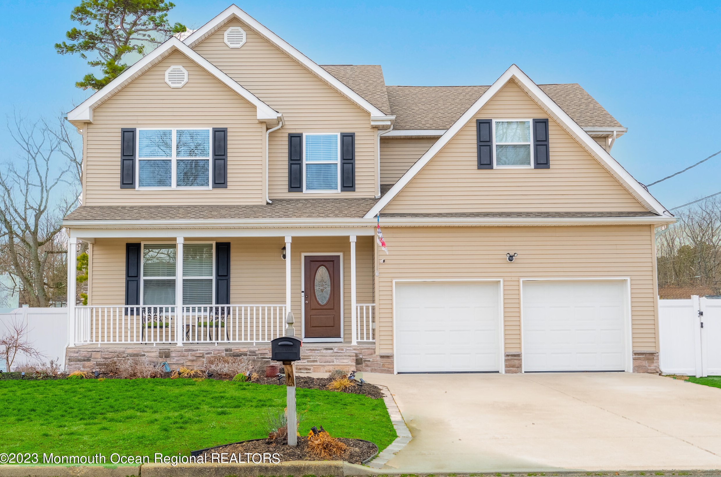 322 Spruce Dr, Bricktown, NJ 08723